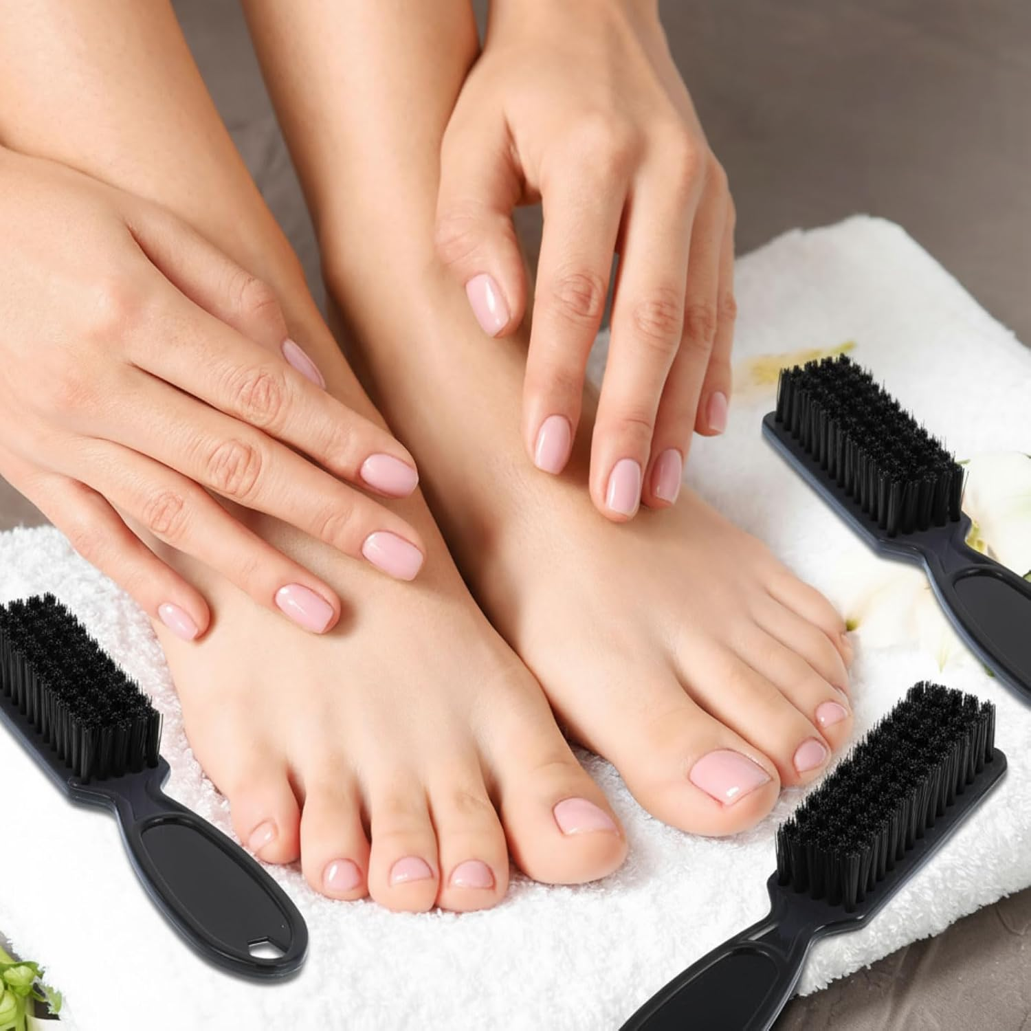 Patelai 100 Pieces Nail Brush Handle Grip for Cleaning Fingernails Toes Scrub Manicure Pedicure (Black) image number 4