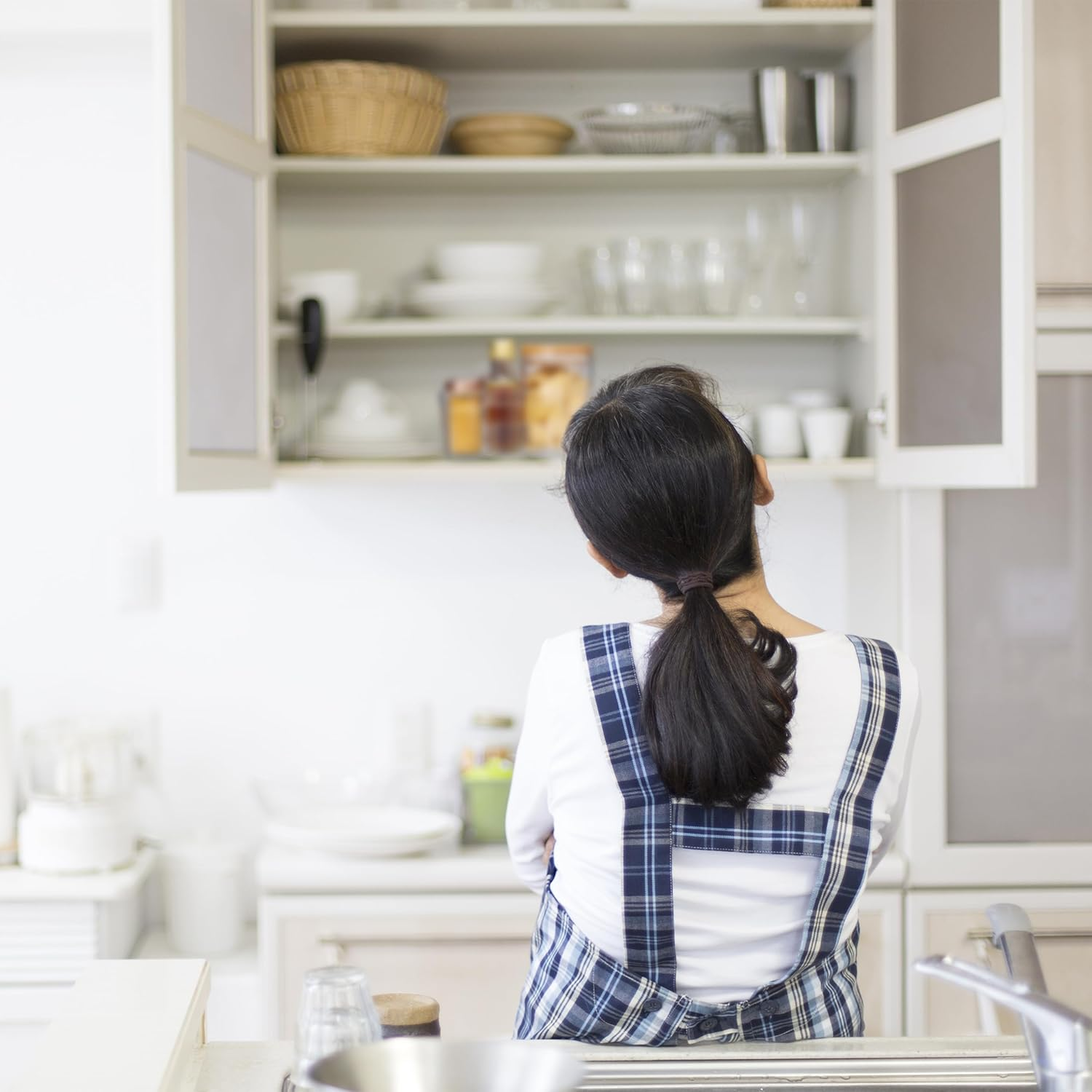 Relaxdays Fridge Organiser, Food Storage, Height 9 X Width 21.5 X 32 Cm, Fridge Box with Handles, Transparent