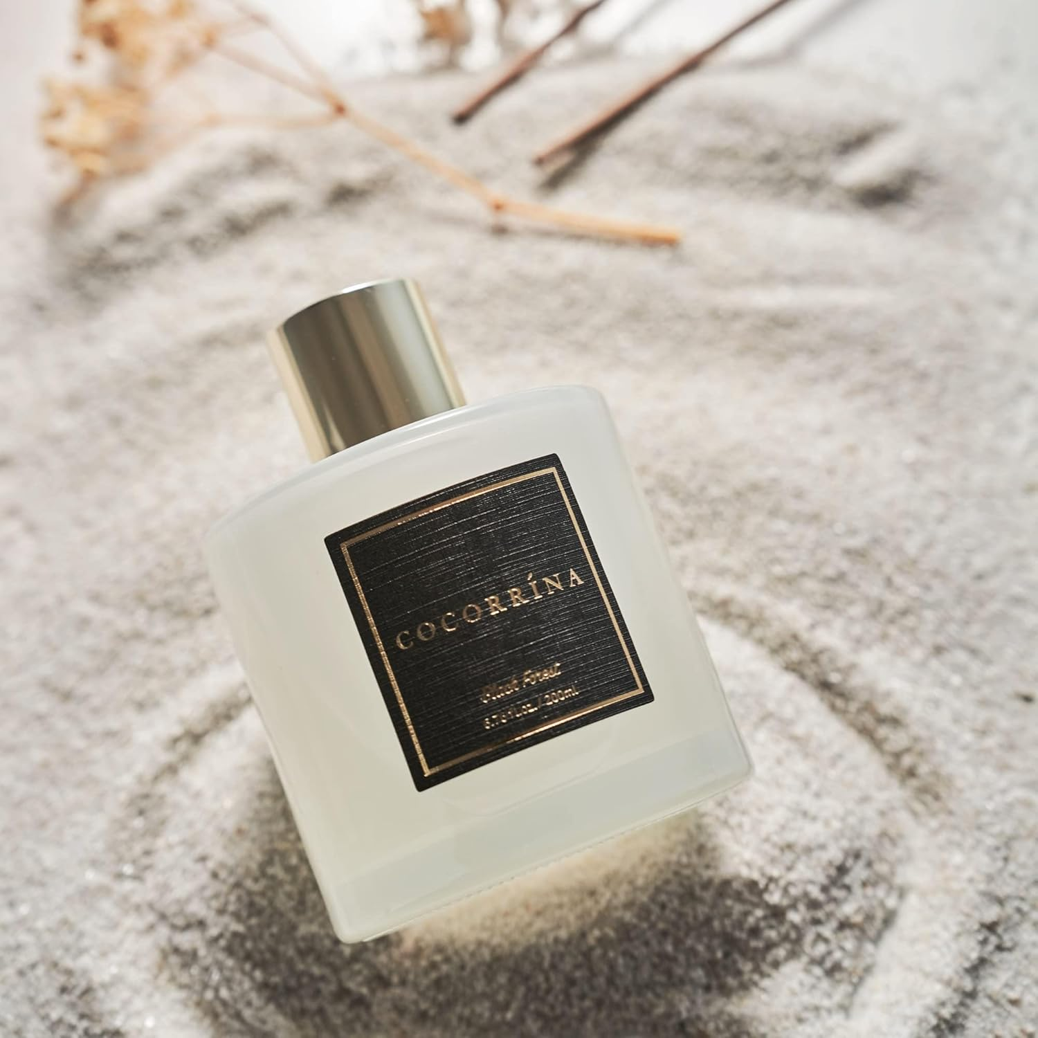 Cocorr&iacute;na Reed Diffuser Sets, 6.7 Oz Black Forest Diffuser with Sticks Home Fragrance Reed Diffuser for Bathroom Shelf Decor image number 4