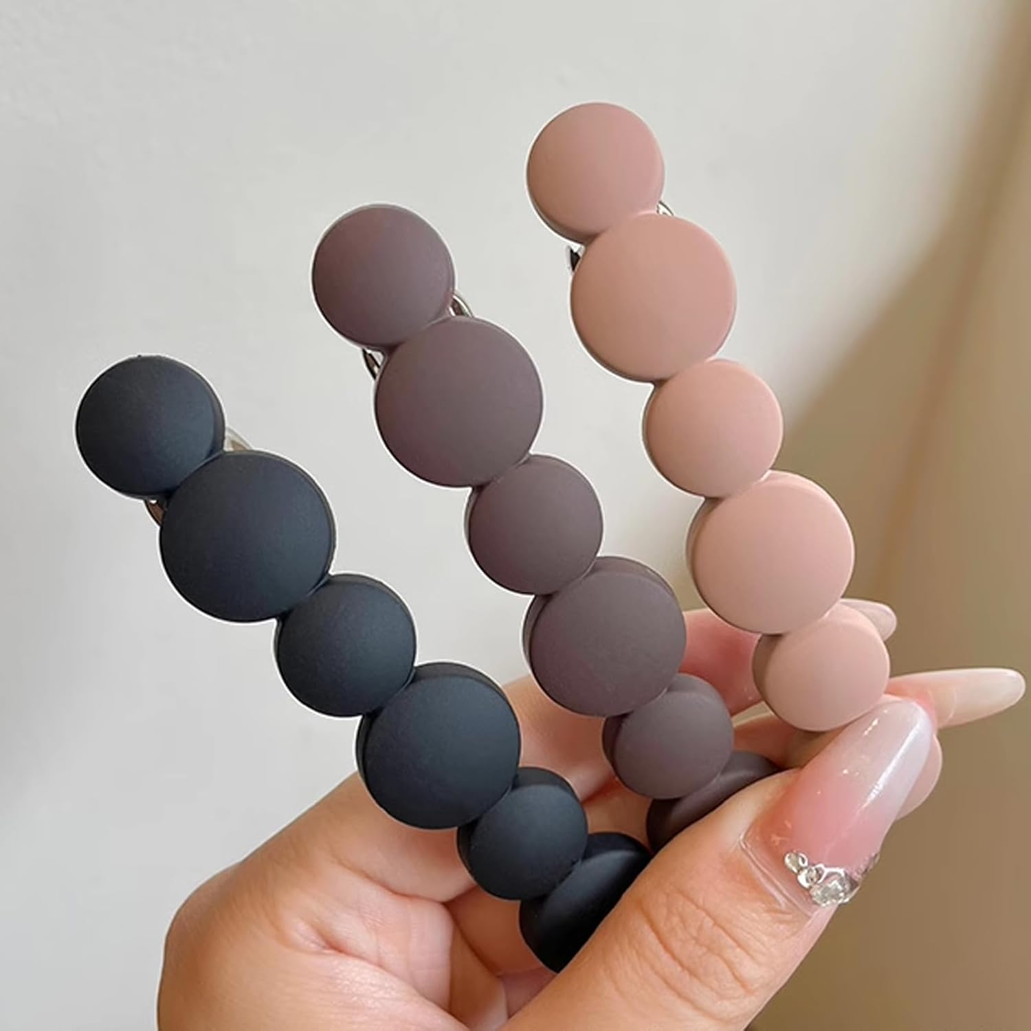 SSKHE 4 Pieces Stylish and Elegant Spring Hair Clip, French Vintage Design, Hair Accessories, Side Clip, Automatic Hair Clip, Small Hairpin Set for Women and Girls image number 2