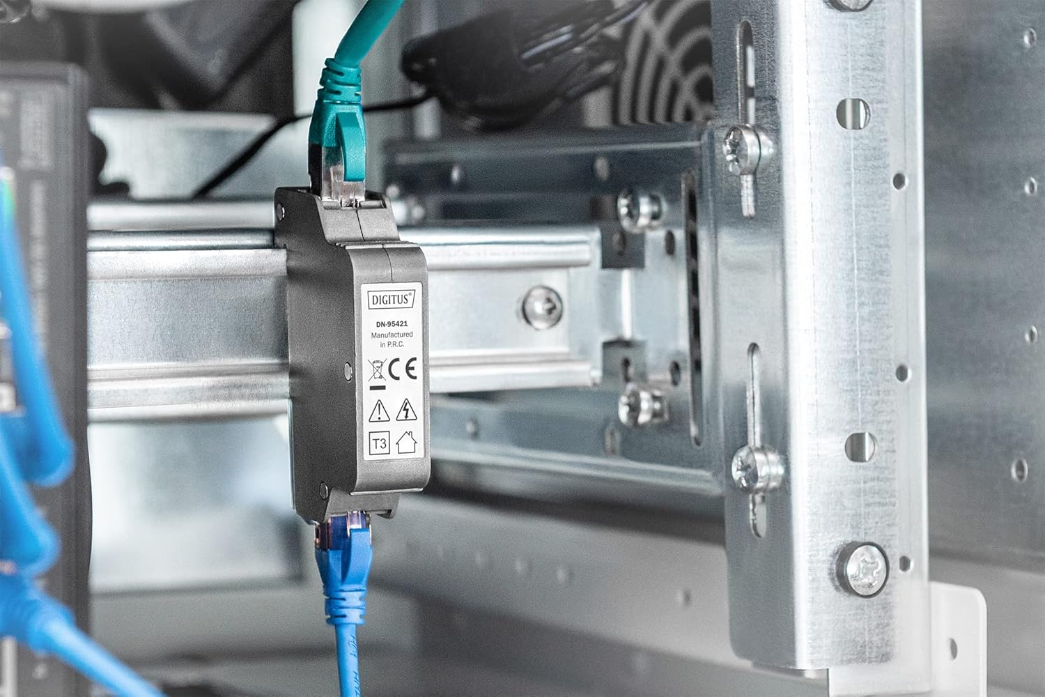 DIGITUS Poe Surge Protection - up to 10 Kv - 2X RJ45 Port - Poe++ - DIN Rail Mount - IP40 Protection Class - 10/100/1000Mbps image number 3