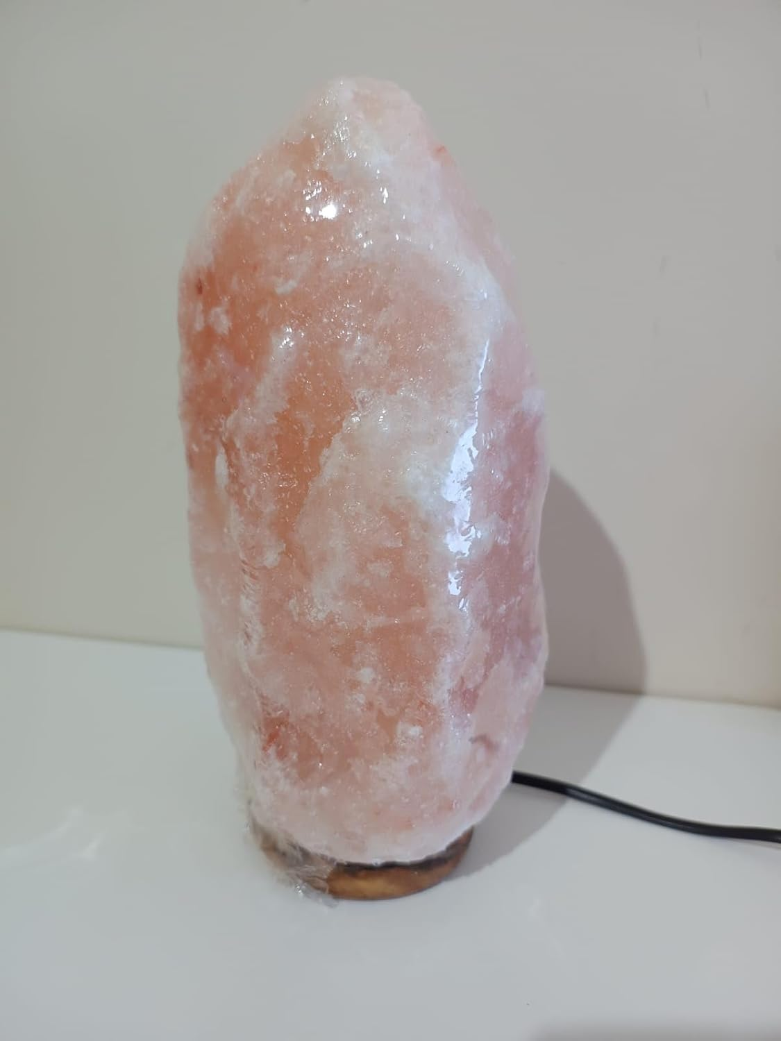 4-5 KG Premium Himalayan Crystal Salt Lamp 100% Authentic, Handcrafted from the Foothills of the Himalayas Beautifully Hand Craft Comes with Complete Electric Fitting &ndash; Quality Guaranteed image number 2