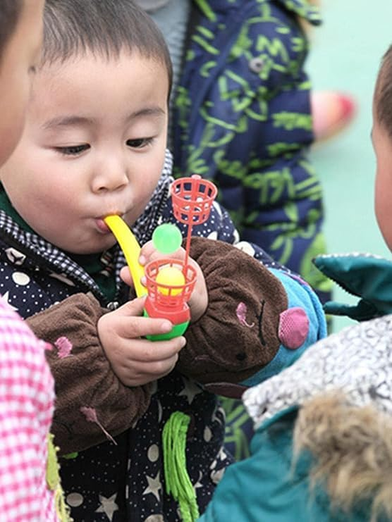 3Pcs Random Color Floating Blow Pipe & Balls Game, Balance Blowing Toys - Stress Reliever for Toddlers to Adults image number 2