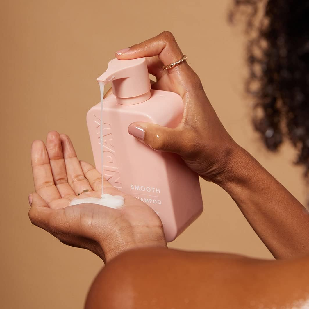 MONDAY Haircare Smooth Antifrizz Shampoo 350 Ml image number 2