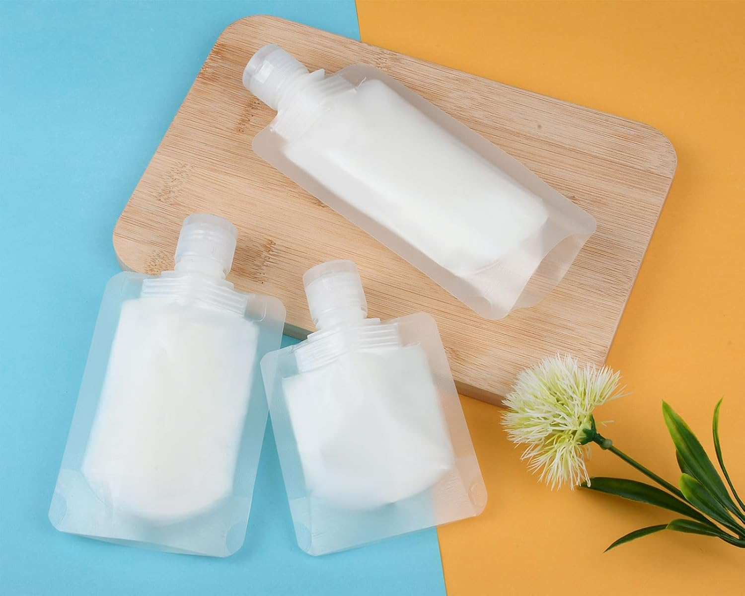 DS. DISTINCTIVE STYLE Travel Pouches for Toiletries Set of 15 Pieces - 30 Ml/50 Ml/100 Ml Portable Travel Liquid Pouch Squeeze Refillable Travel Containers for Conditioner, Lotion and Soap Liquids image number 2