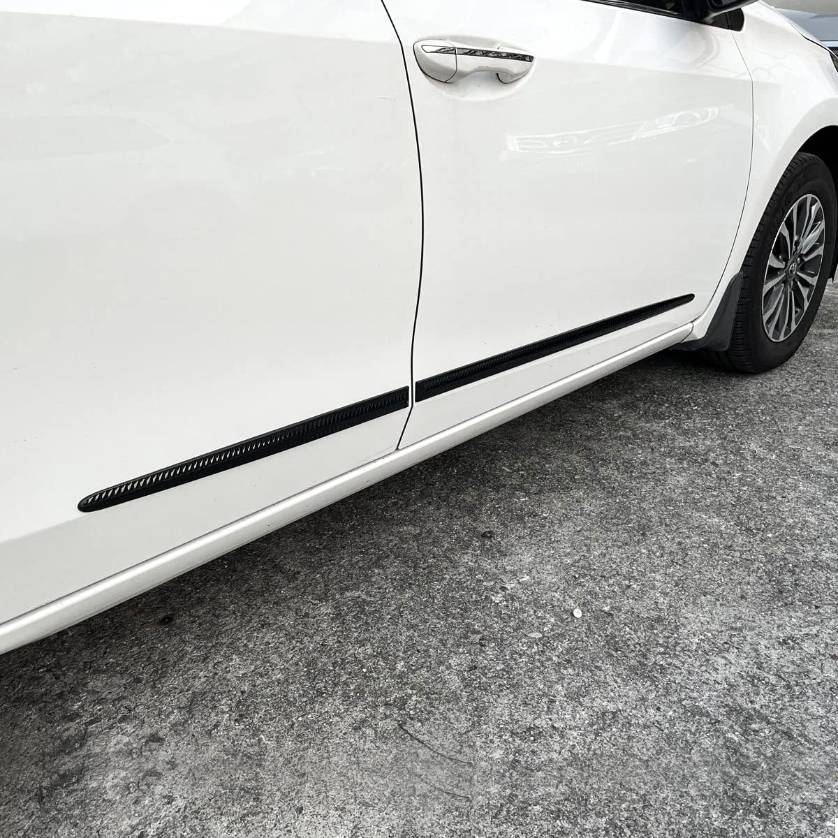 Xmuxhai 4PCS Dent Prevent Car Door Protector,Door Molding Trim Kit Strips,Universal Door Protector Automotive Molding Trim,Prevents Dents Scratches,Bright (Black) image number 2