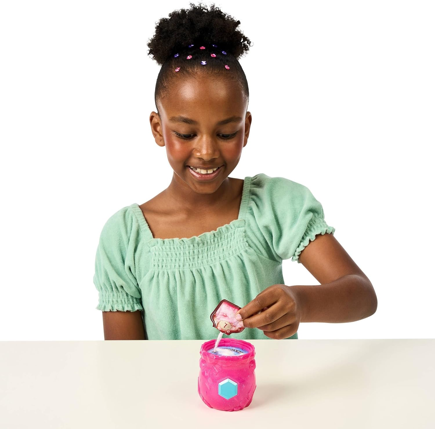 Magic Mixies Mixlings Series 3 Single the Crystal Woods Collectors Cauldron image number 4