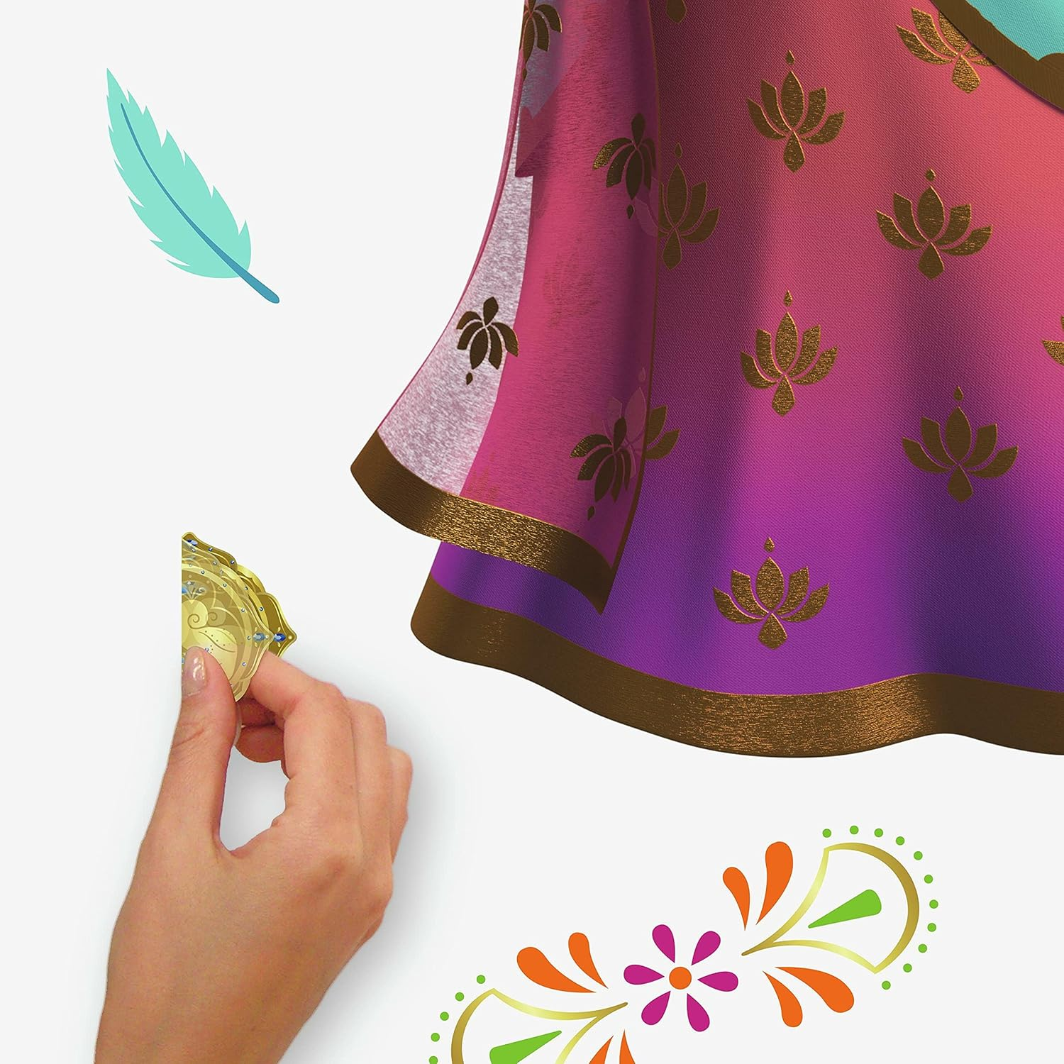 Roommates RMK4697GM Mira: Royal Detective Peel and Stick Wall Decals image number 2