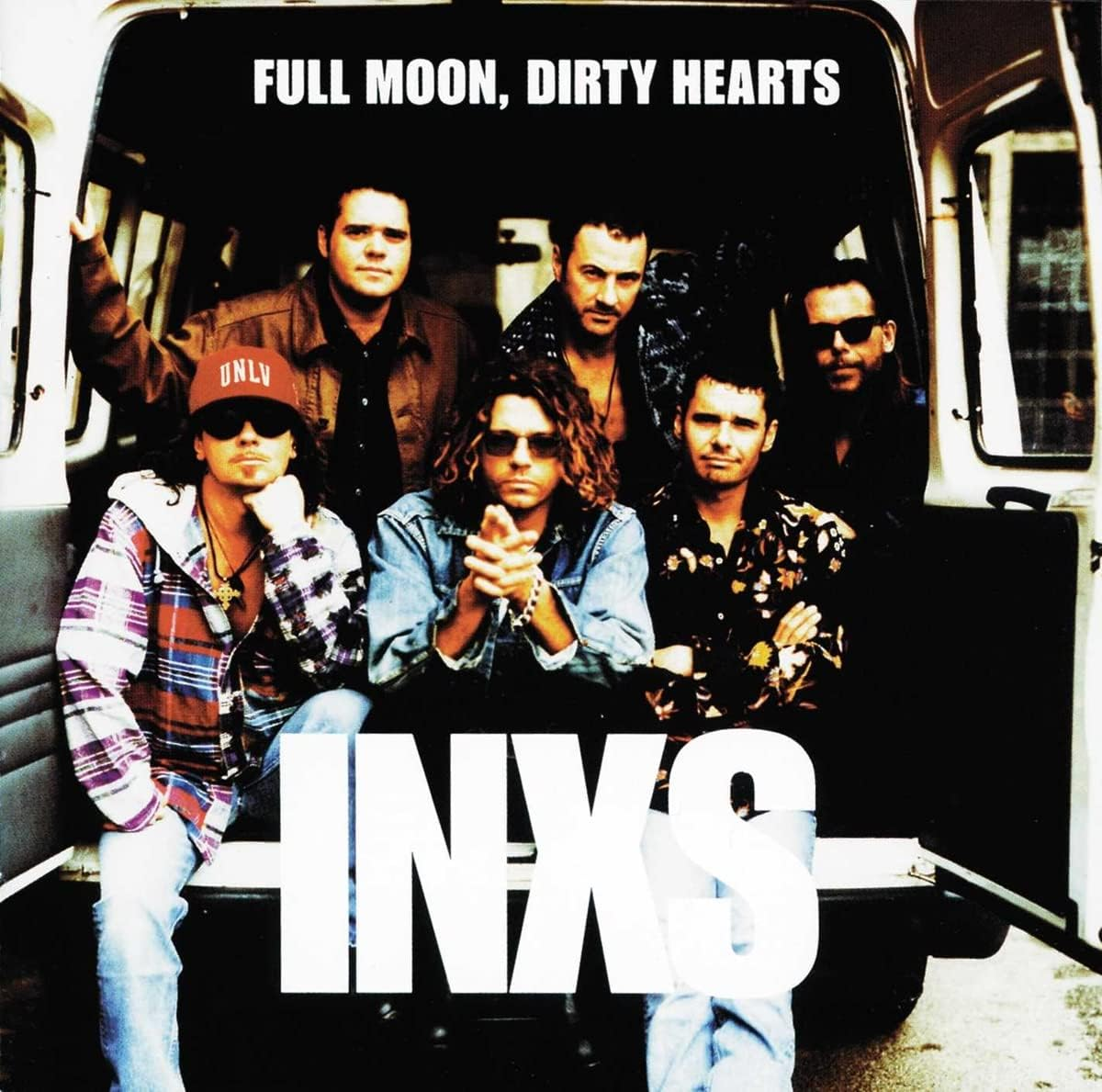 Full Moon Dirty Hearts image number 1