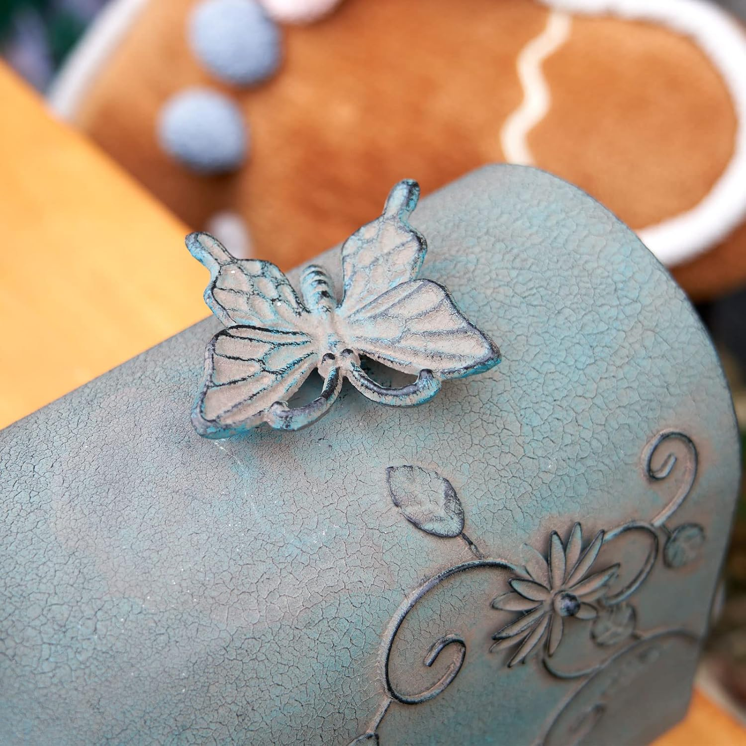 MEIYIHUI Heavy Duty Galvanized Steel Mailbox Post, Rural Mail Box Postal Storage Box with Butterfly Decoration (Vintage Green) image number 5