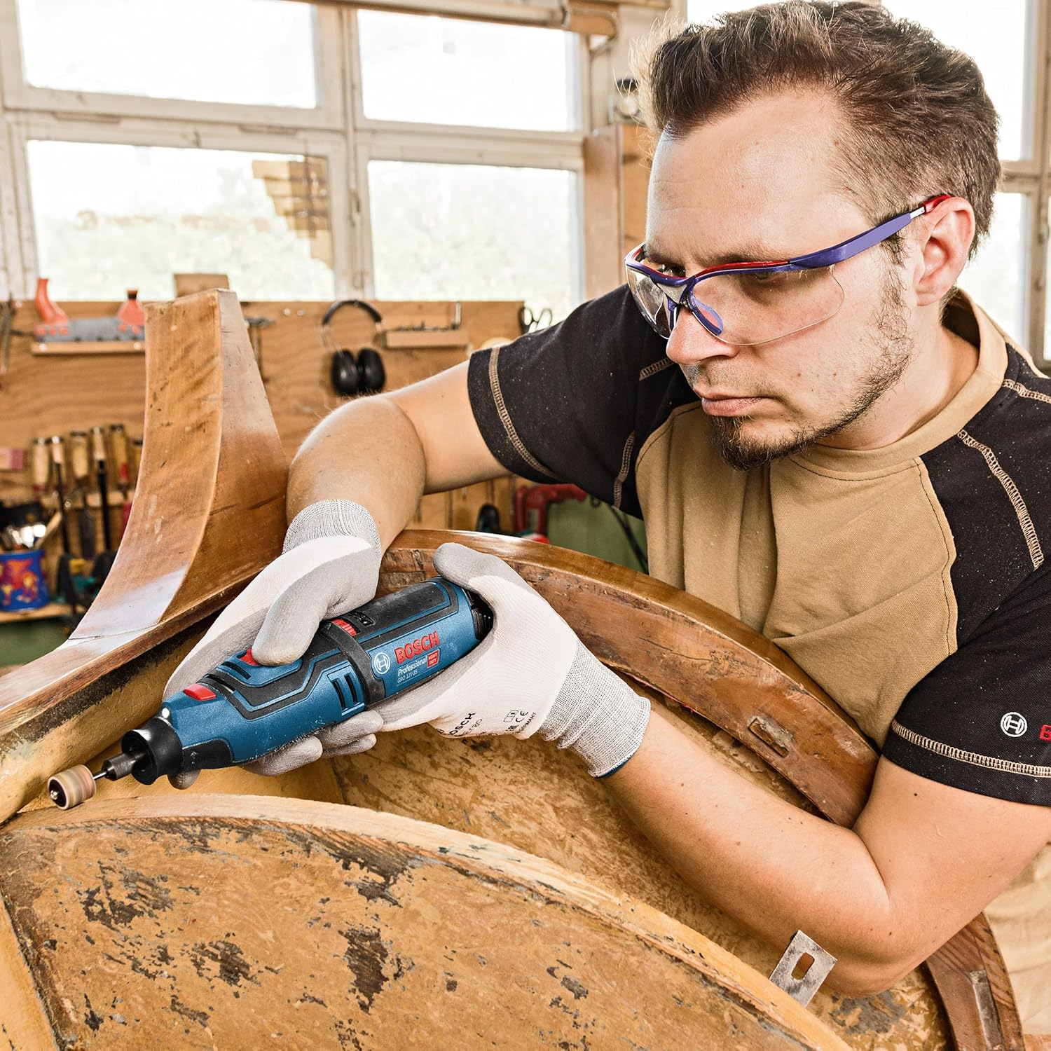 Bosch Professional 12V System GRO 12V-35 Cordless Rotary Tool (Excluding Batteries and Charger, Incl. Key, Collet, Cutting Disc, Accessory Box, L-BOXX Inlay, in Carton) image number 4