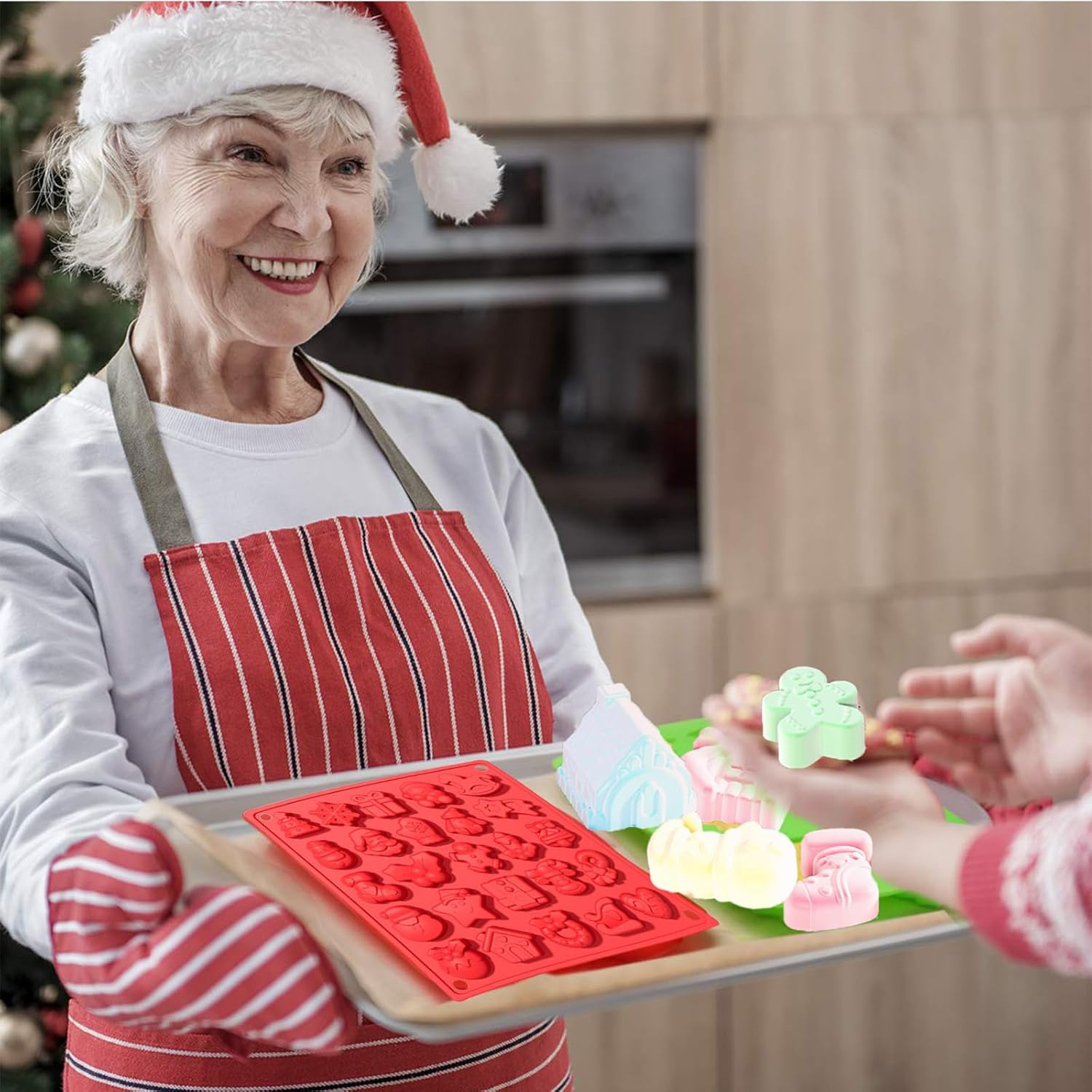 Pack of 3 Christmas Chocolate Moulds Silicone Mould for Chocolate on Lollipop 33 Cavities Silicone Baking Mould Christmas for Making Muffins, Cakes, Pudding, Chocolate image number 6