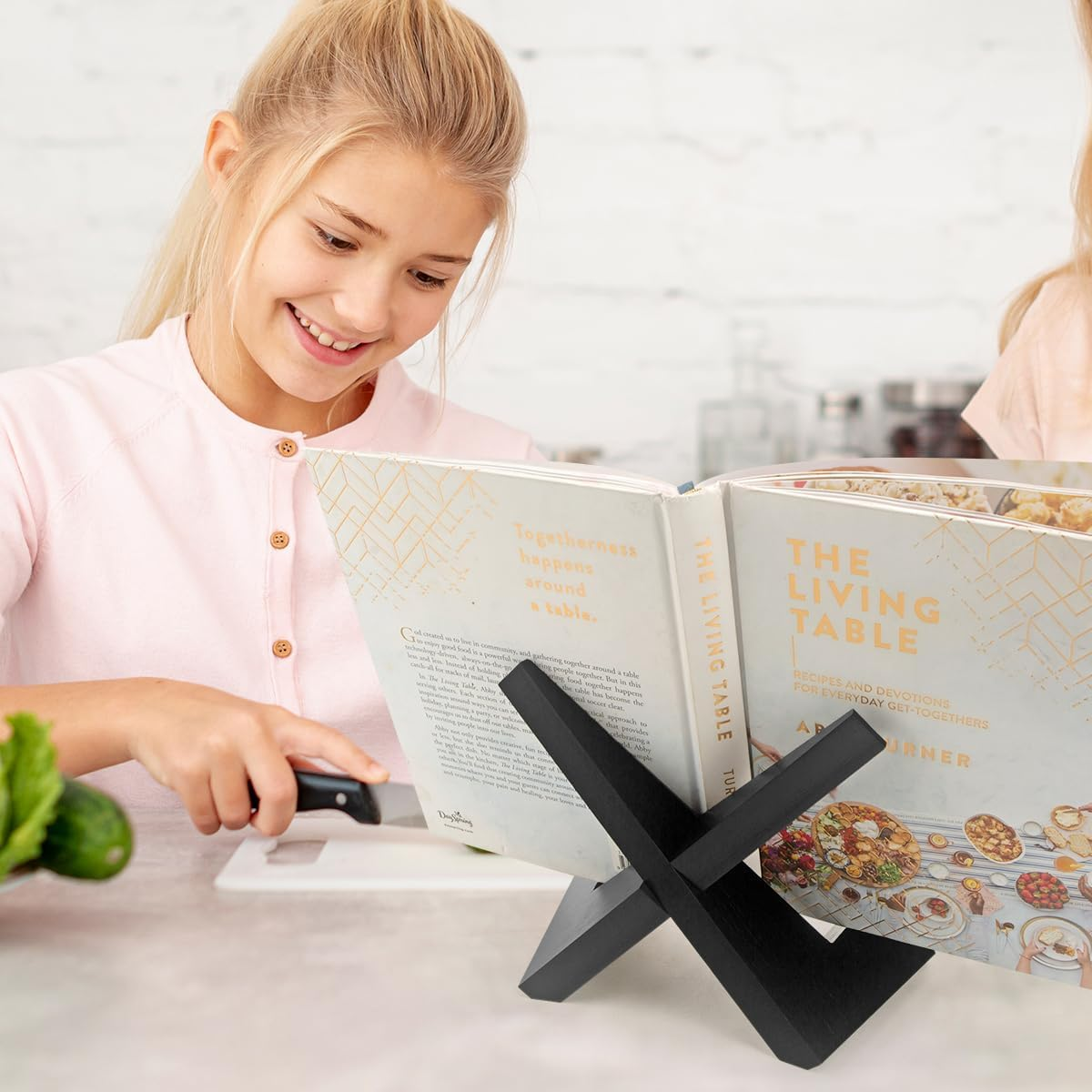 Wooden Recipe Book Holder, Retro Plate Stand for Display, Country Rustic Wooden Cookbook Stand, Cook Book Stand for Kitchen Countertop, Multifunctional Display Stand (1 in Black) image number 2