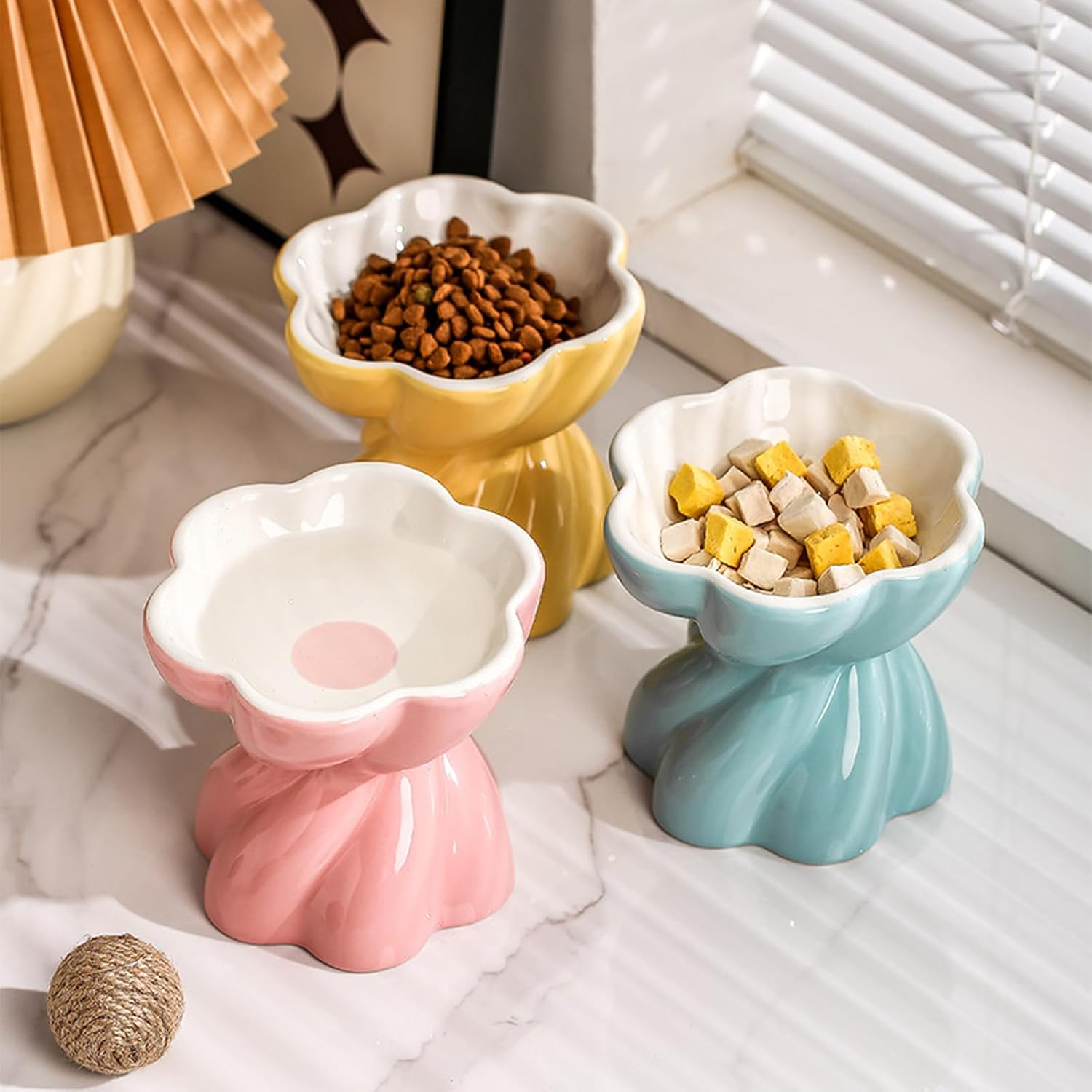 Ceramic Flower Cat Bowl, Tilt Elevated Cat Bowl, 5.5In Indoor Cat anti Vomit Cat Bowl, Pink image number 4