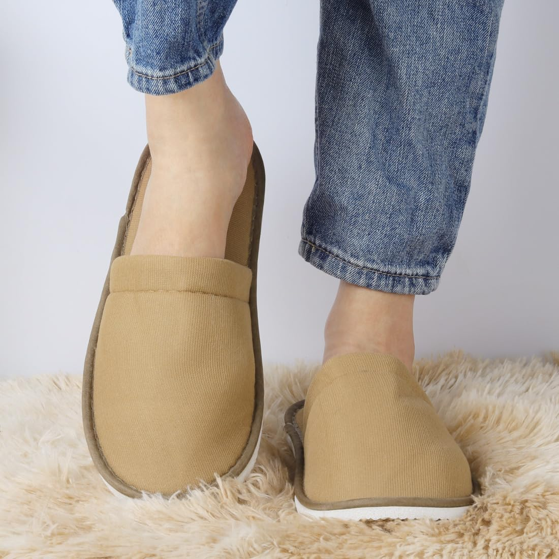 Yeios 20 Pairs Disposable Slippers for Guests Hotel Slippers Spa Slippers Non-Slip Washable House Slipper Bulk for Adult for Men and Women White image number 6