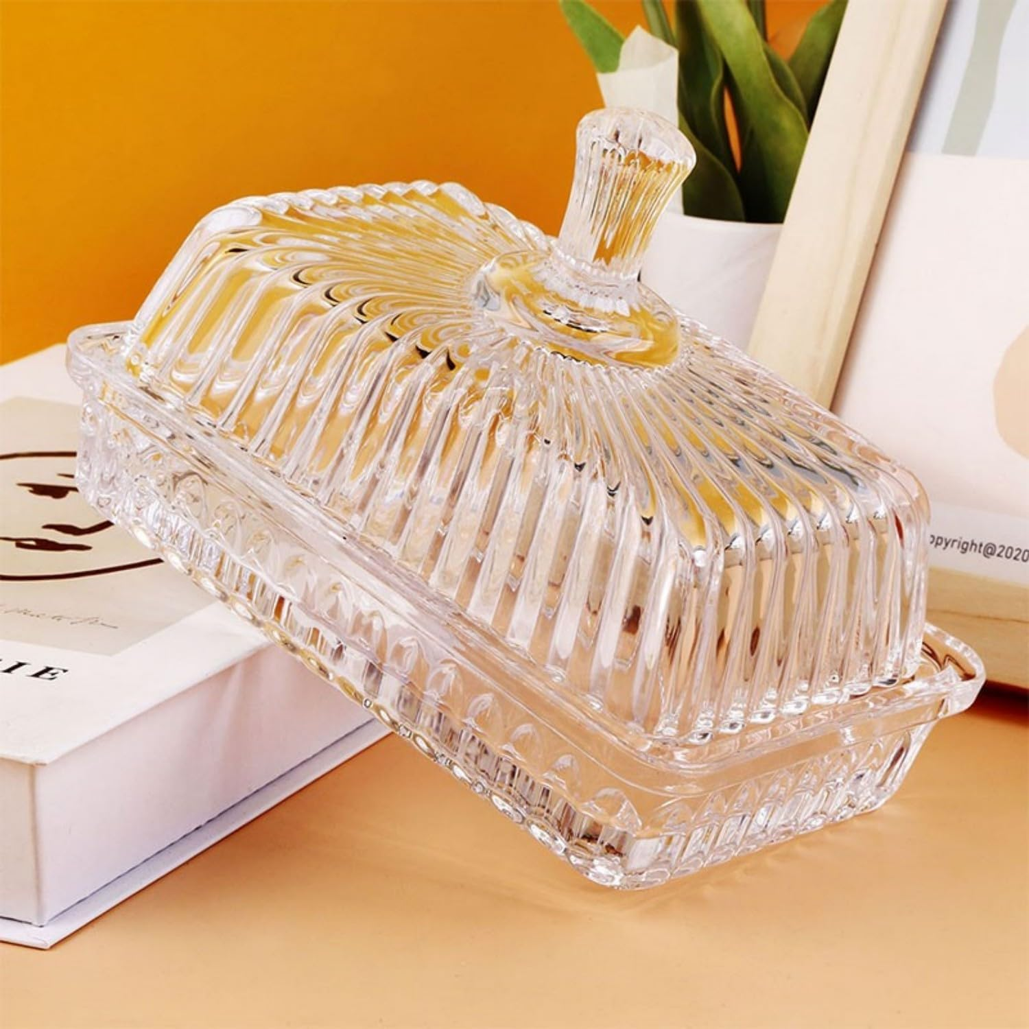 UPAUS Glass Butter Dish with Lid, 16Cm Clear Classic Crystal Covered Butter Container for Countertop, Butter Keeper for Fridge, Butter Holder for Home Kitchen, Dishwasher Safe image number 2