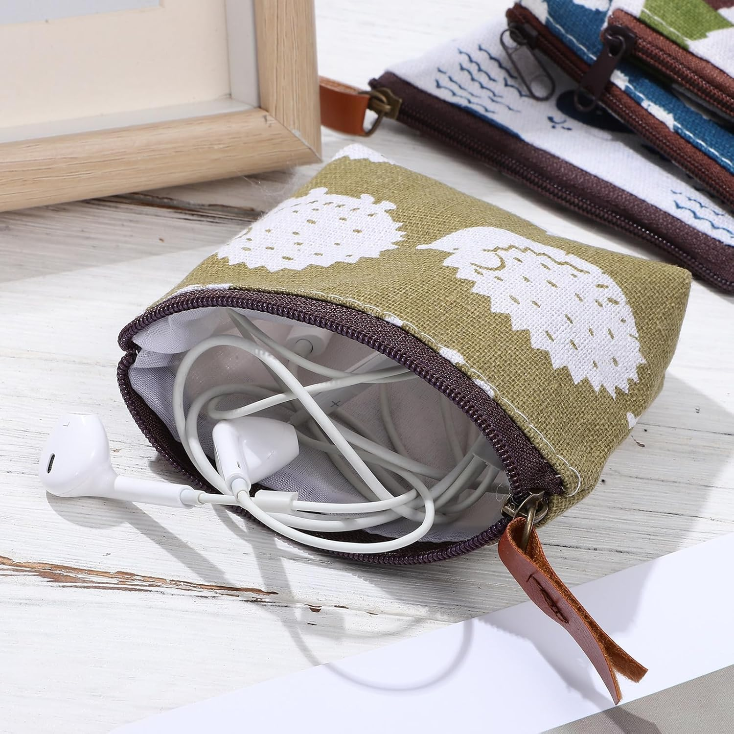 Baluue Canvas Cosmetic Bag, 4Pcs Small Makeup Bag, Cosmetic Bags with Zipper, 2.8" X 3.9" Portable Zip Bags, Multi-Function, Portable Zip Bags for Travel Toiletry Pouch image number 2