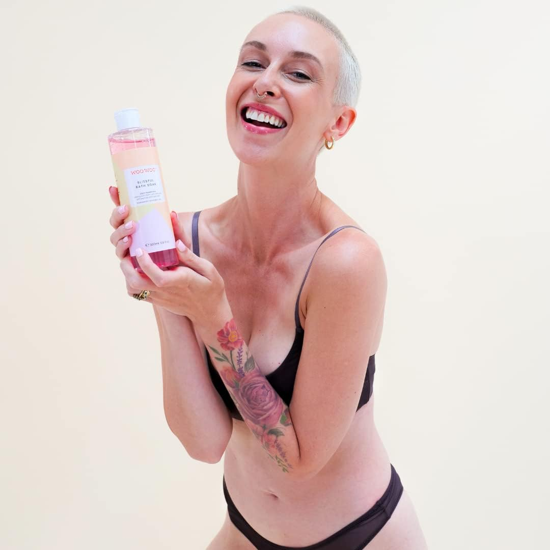 Manifesto Blissful Natural Bath Soak for Women 300Ml - Plant-Based Bubble Bath Nourishing Foam with Relaxing Lavender and Rosemary Essential Oil - Antioxidant, Provitamin B5 - Menopause Range image number 1