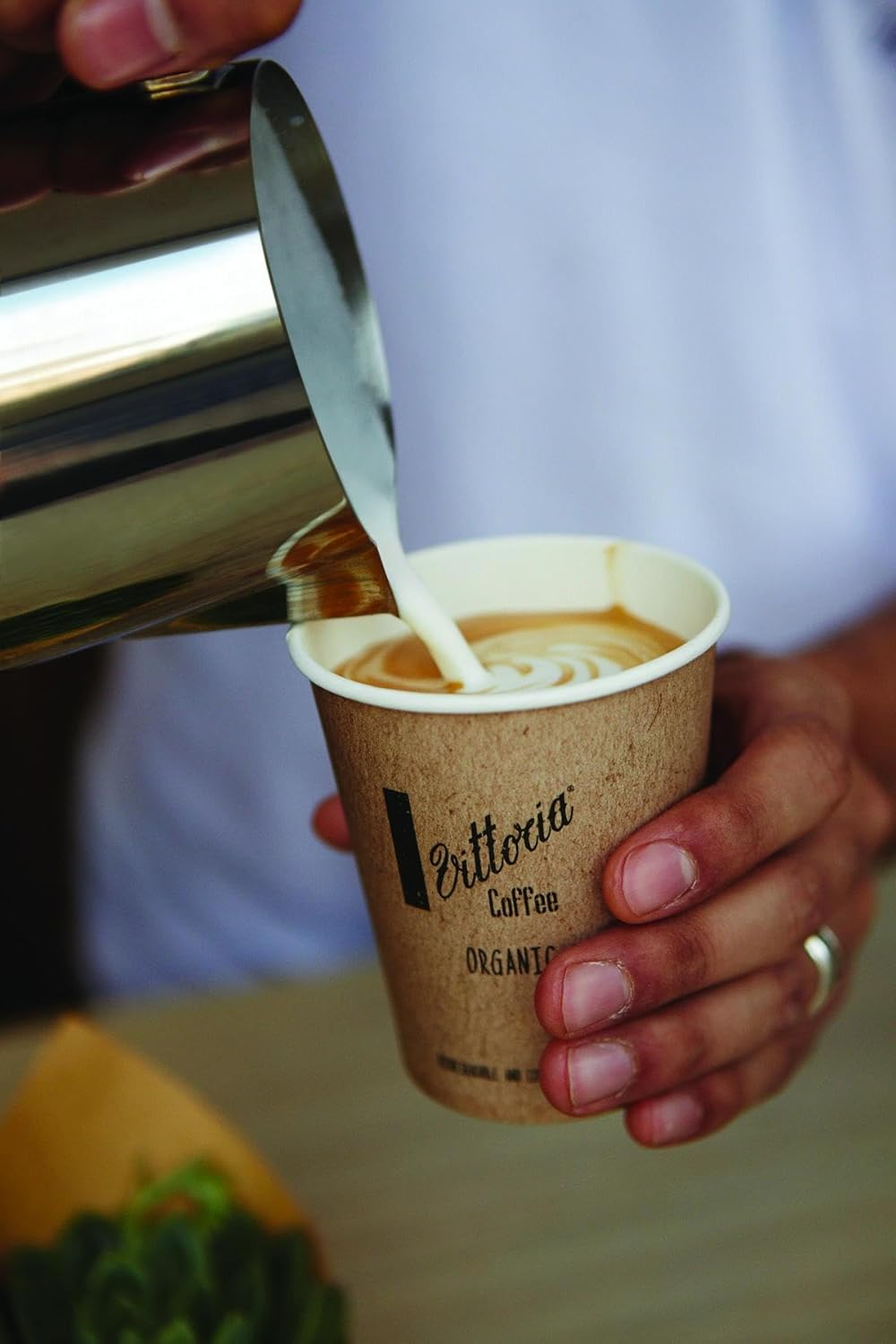 Vittoria Coffee 100% Certified Organic Arabica Coffee Beans 500G. Medium to Dark Roast with Hazelnut, Wildberry, Honey and Lemon Tasting Notes and Perfect for Home Espresso Machines.