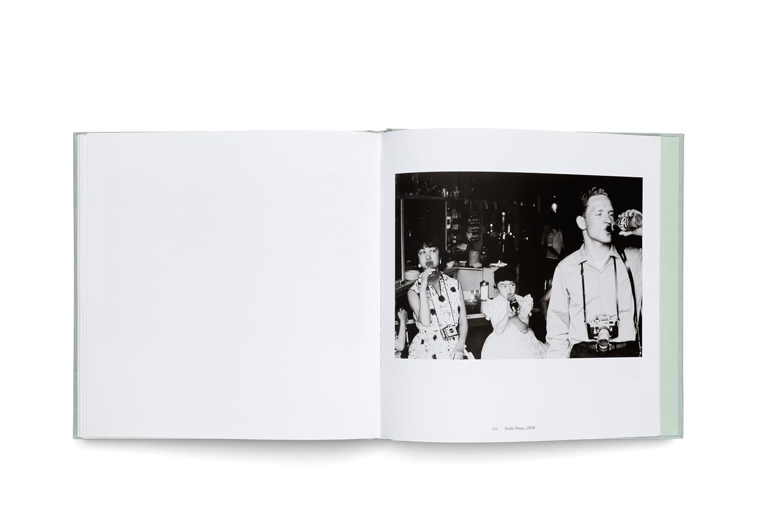 Fred Herzog: Black and White image number 2