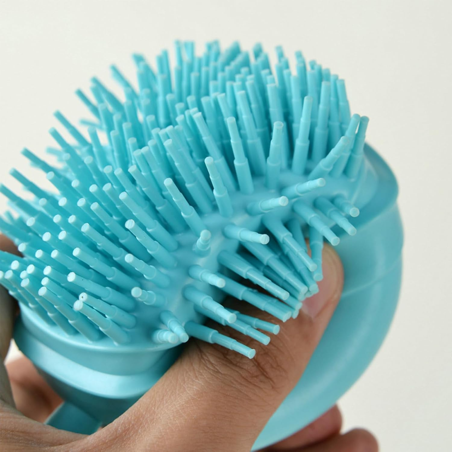 Dog Bath Brush, Silicone Comb in Shape for Puppies, Brush for Dog Bath, for Massage, Washing, Shampooing, Hair and Grooming for Pets Such as Cats and Puppies image number 1