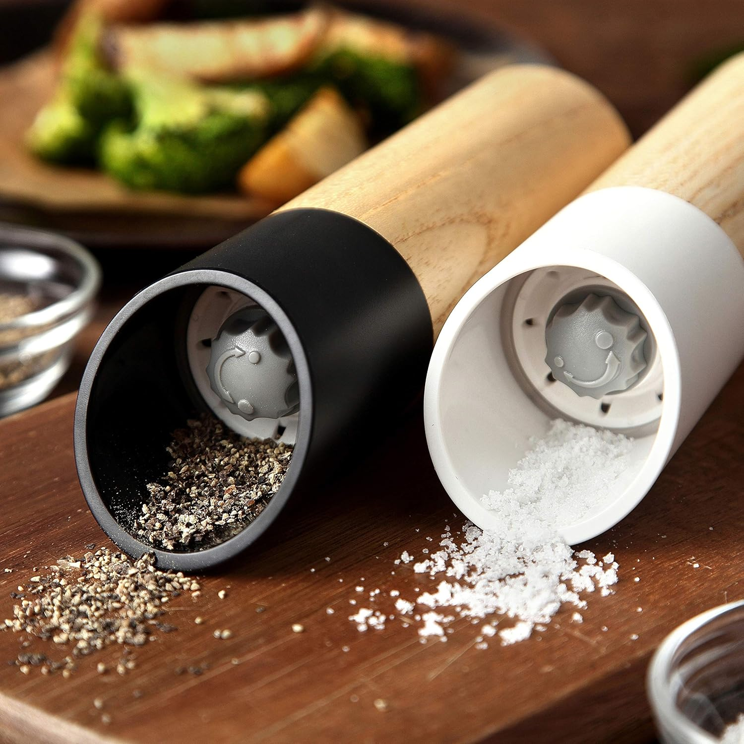 UTHANDO & PASSION Wooden Salt and Pepper Mill (Set of 2) - Fully Adjustable Ceramic Grinder image number 1