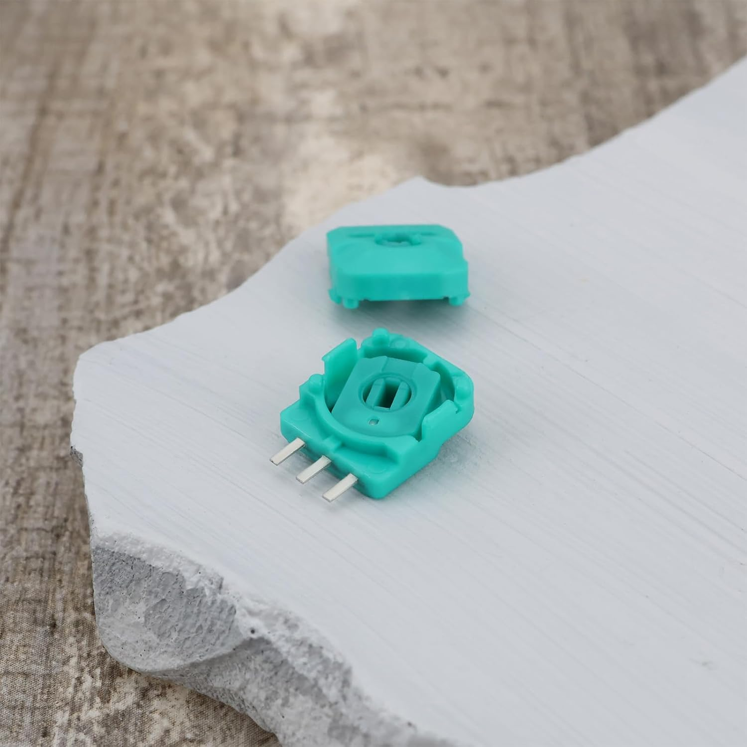 SING F LTD 4PCS 3D Hall Effect Potentiometer Compatible with PS5 Joystick 9.6X13.3Mm 3D Analog Sensor Joystick Module Potentiometer image number 2