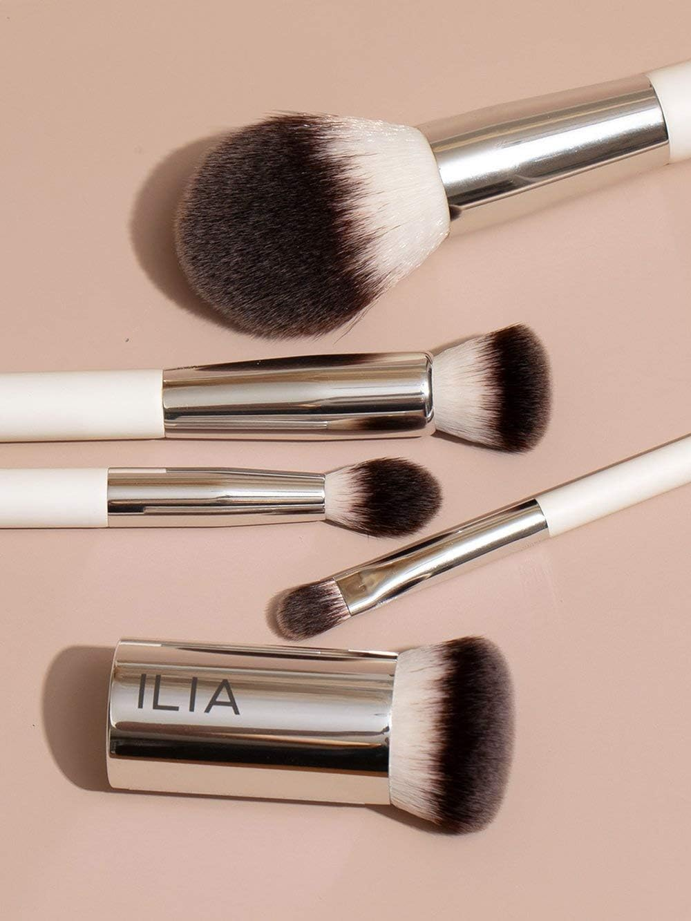 Ilia Perfecting Buff Brush, Silver