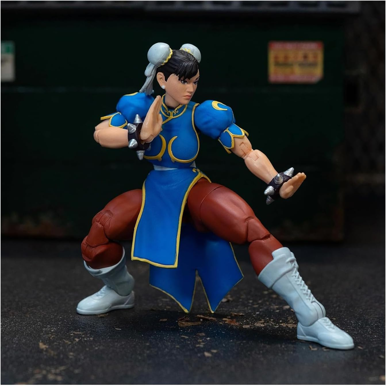 Street Fighter Chun-Li 6" Action Figure image number 3