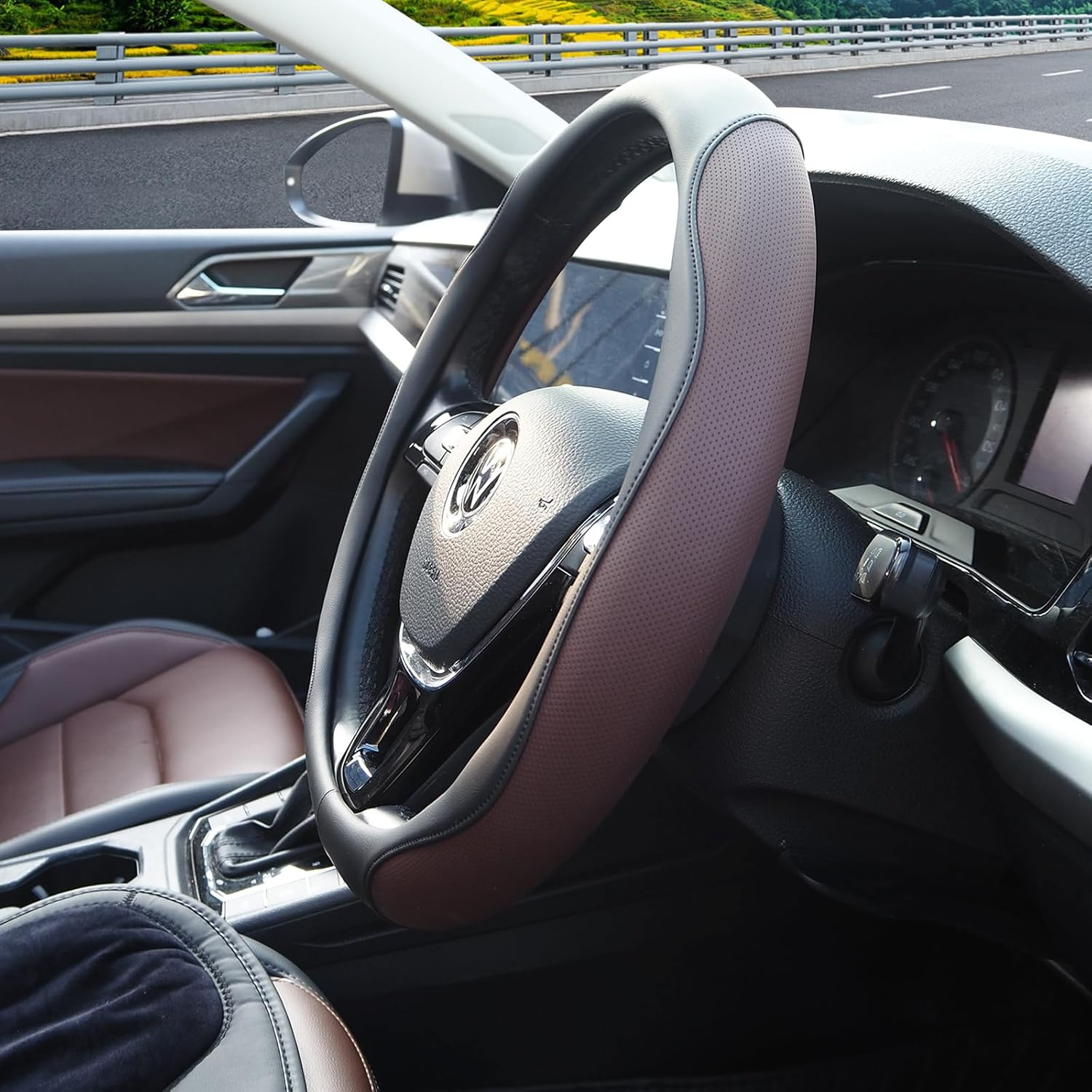 Nappa Leather Car Steering Wheel Cover, anti Slip, Thin, Breathable, Odor-Free, Universal 14.5-15 Inches Fit, Car Steering Wheel Cover Full Surround Aeecssories (Black B-Nappa Leather) image number 5