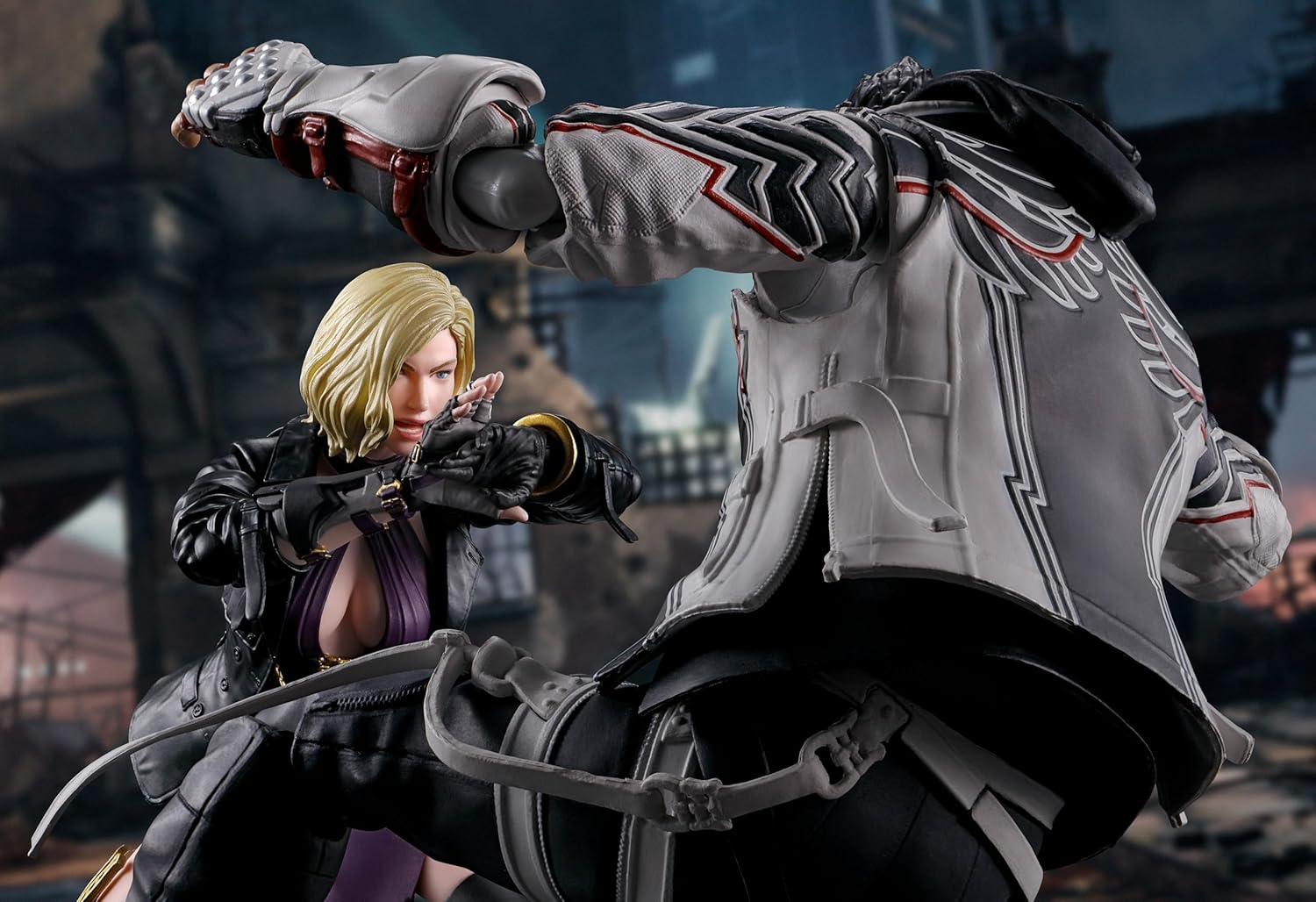 TAMASHII NATIONS S.H.Figuarts Tekken - NINA Williams image number 3