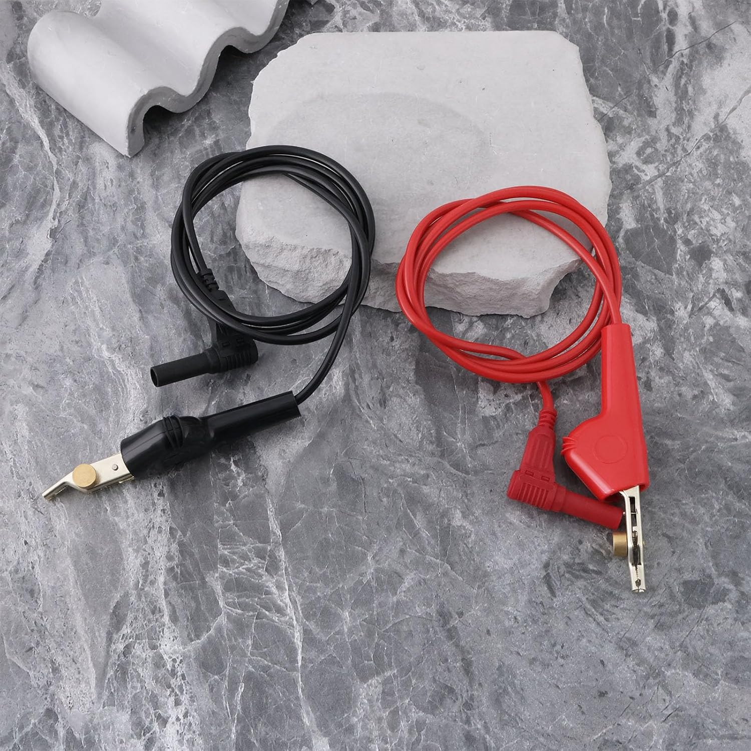 Ecsing 2Pcs 5-Way 4Mm Male Plug to Piercing Alligator Clip Test Lead Set Compatible with Fluke TL26A 0.7M (Black Red)