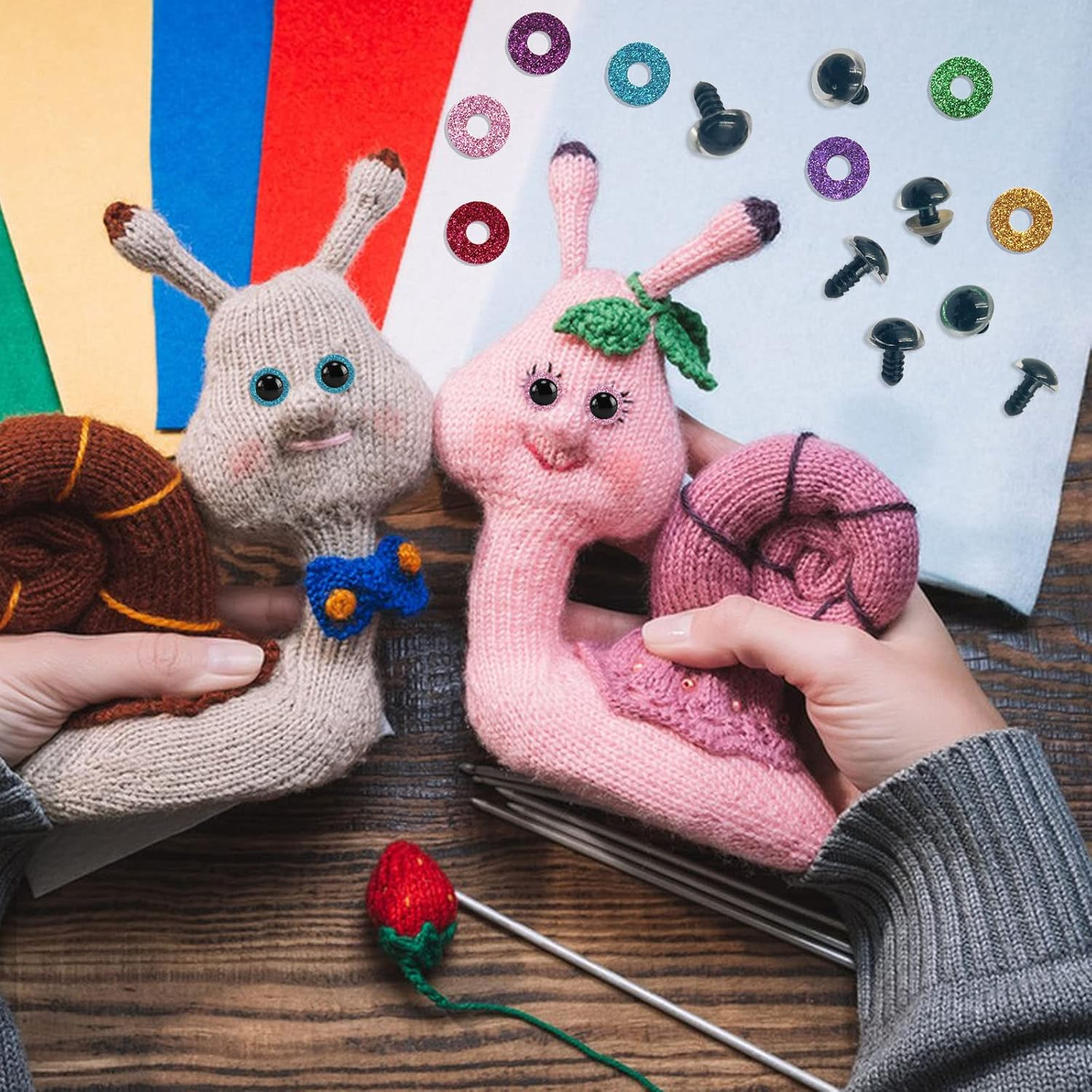 70 Pieces Large Safety Eyes, Sourceton Animal Glitter Plastic Eyes for DIY of Puppet, Bear, Crafts Doll Making Supplies (7 Color, Each 10)