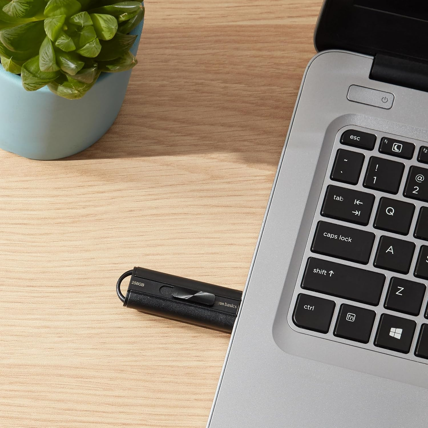 Amazon Basics 256GB Ultra Fast USB 3.1 High Capacity Flash Drive for Fast Data Transfer and Storage, Black image number 1