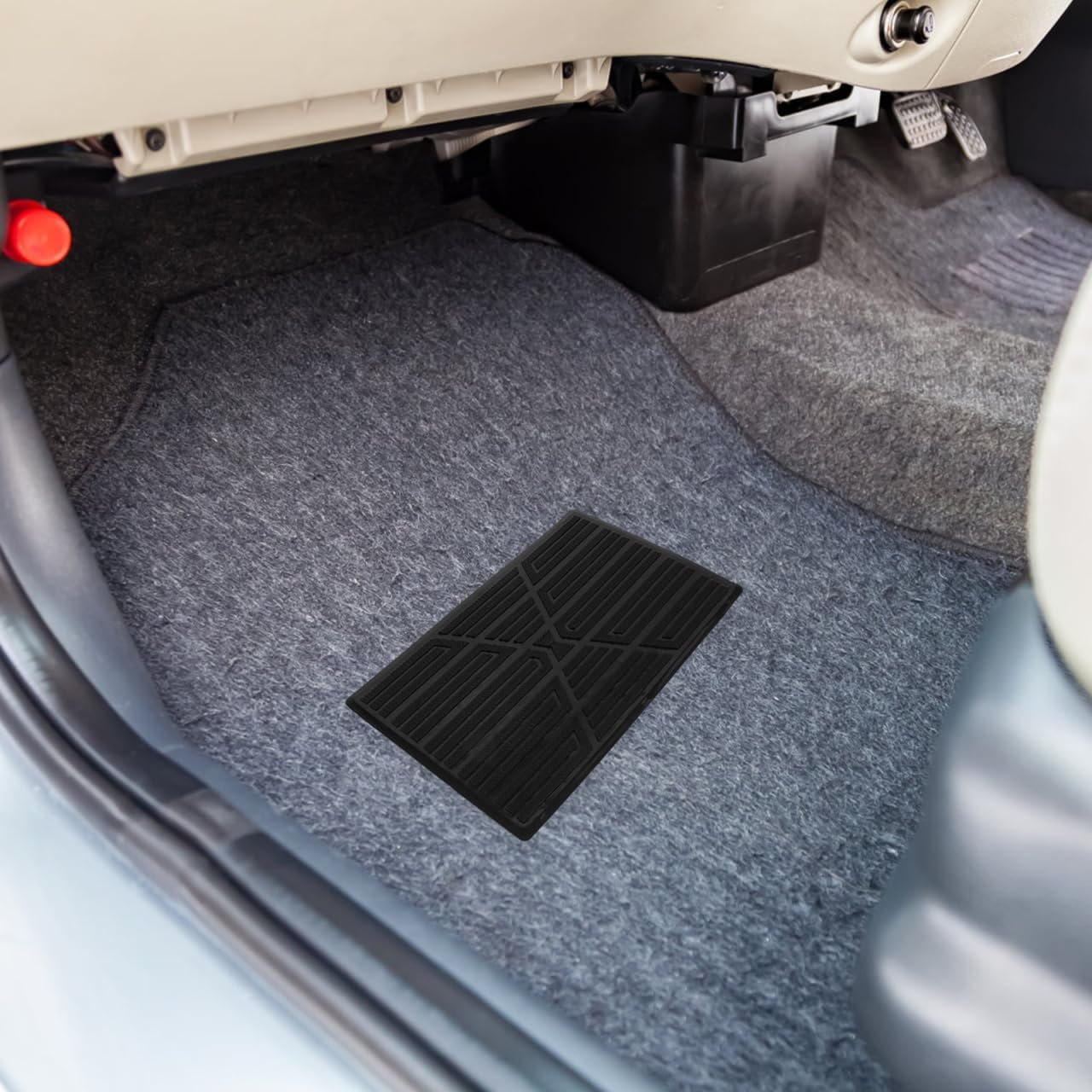 GLEAVI Black Rubber Car Floor Mat Patch - Wear-Resistant Carpet Protector, Anti-Slip Foot Pedal Pad for Safe Driving and Easy Maintenance image number 1