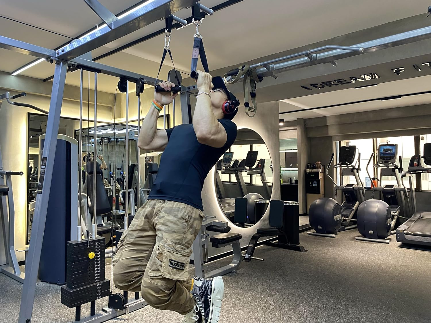 PANTIK Pair of Outdoor Hanging Straps with Carabiner Holds 150Kg/ 330Lbs Straps Hanging Kit Hooks for Camping, Door Bar, Gym Bar, Pull-Up Bar Exercise Equipment Attachments image number 4