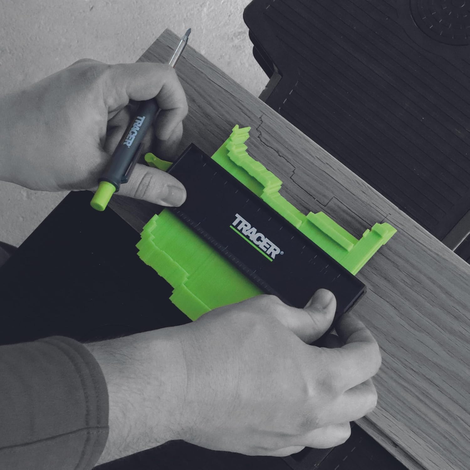 Tracer Contour Gauges and Deep Hole Construction Pencil Set. 130Mm (5&rdquo;) & 250Mm (10&rdquo;) Precise Profile Tools. 2 X Gauges and Carpenters Pencil Set image number 1