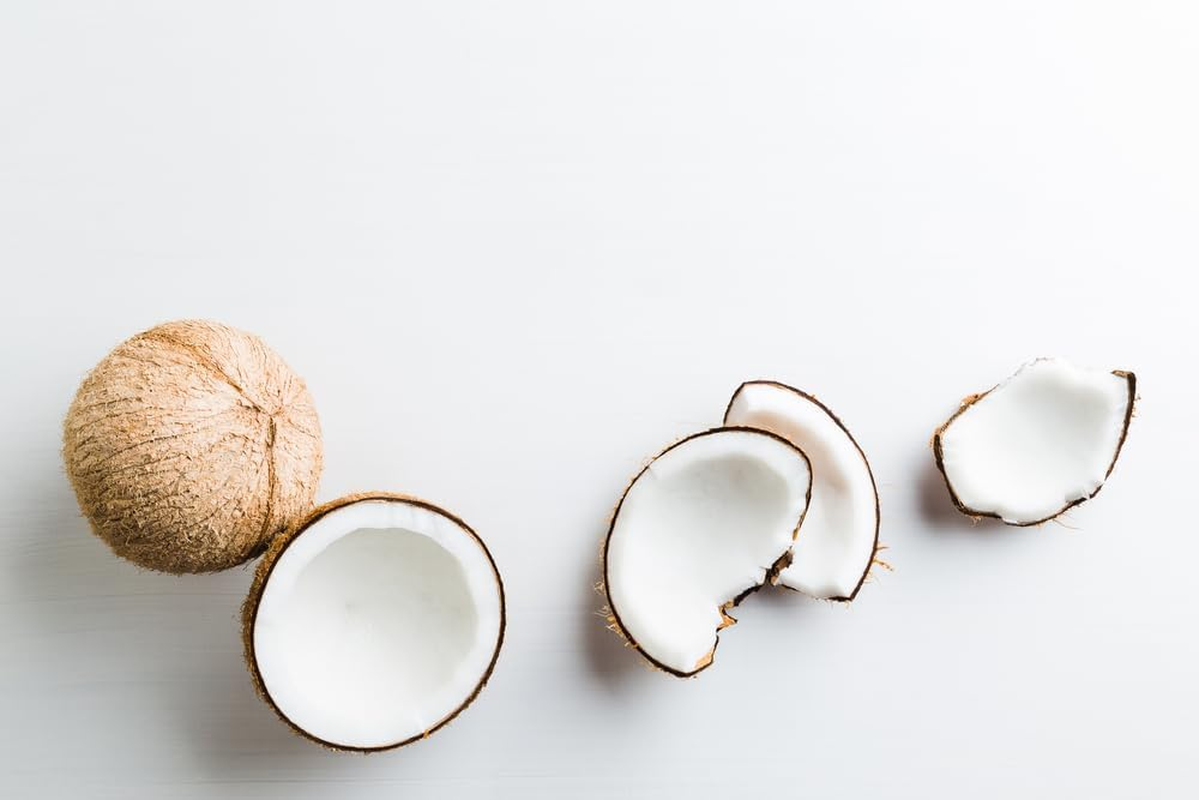 Honest to Goodness Organic Coconut Oil Virgin, 5 L - Pure Organic Coconut Coconut Flesh That Has Been Cold-Pressed to Create a Raw, Full-Flavoured Oil. image number 5