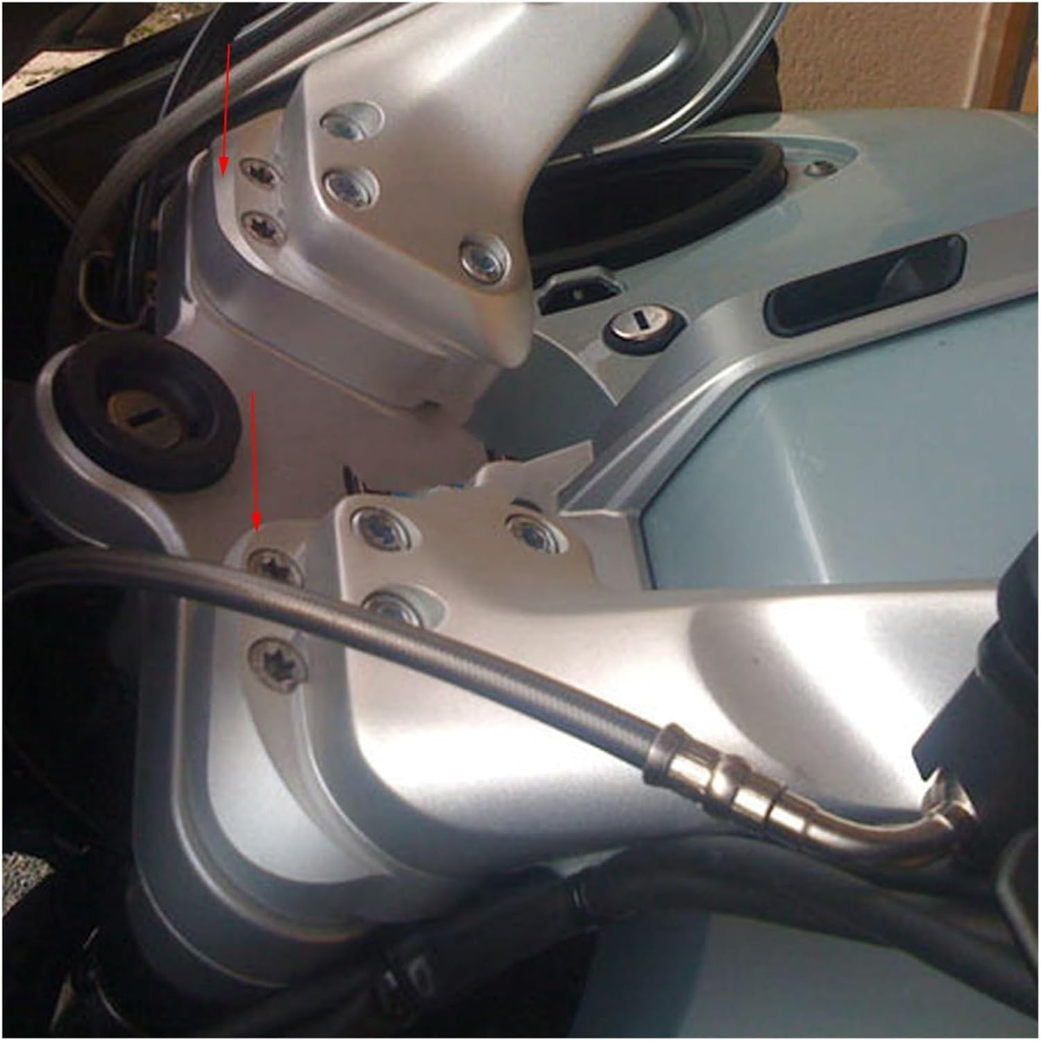 Motorcycle Handlebar Clamp Silver Handlebar Riser for for R1200RT for R1150RT for R1100RT for R1100R for R1150R Motorcycle Accessories Parts Handlebar Riser Bar image number 3