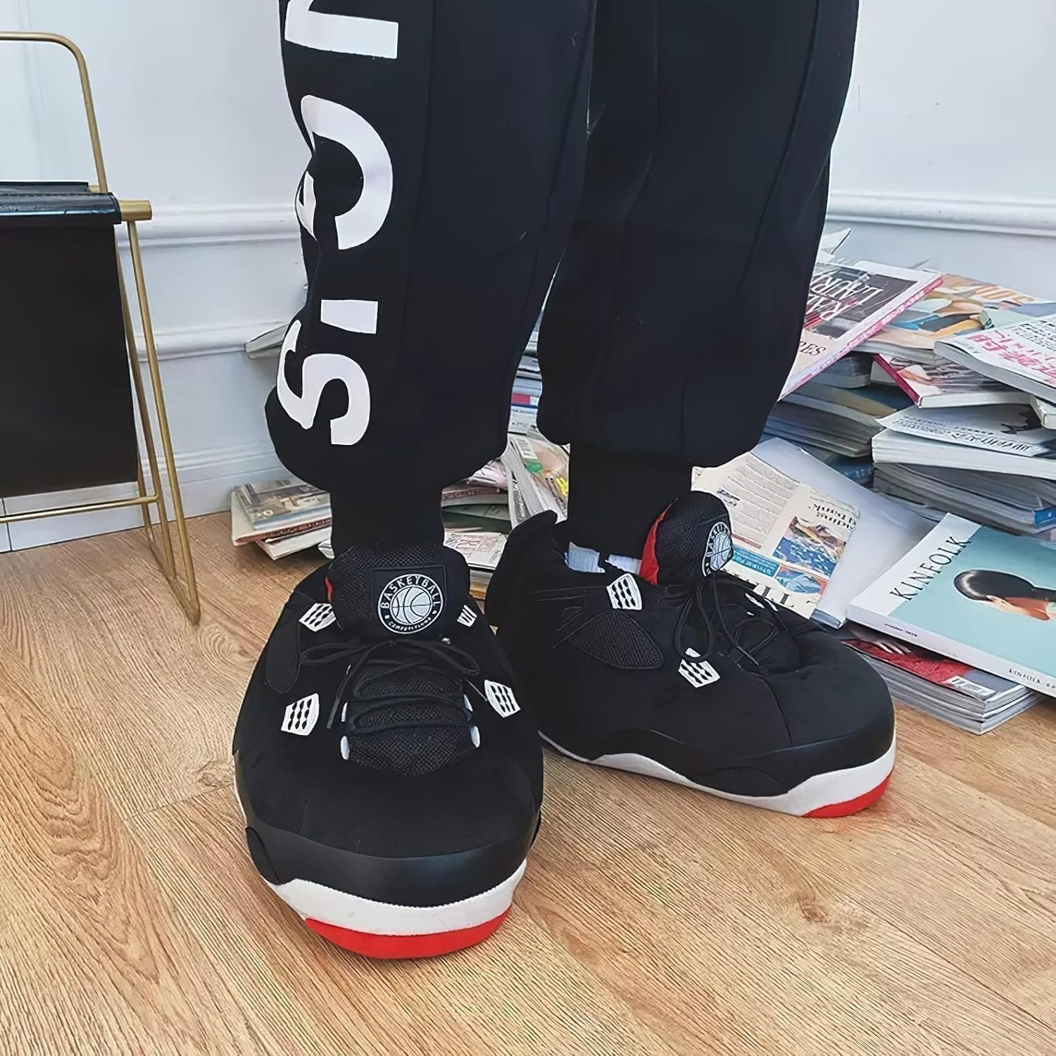 CHYUANSLIS Cozy Unisex Sneaker Slippers - Trendy, Comfy Kicks for Indoors with Non-Slip Soles, Soft Plush & One-Size Fits Most - Black/White image number 2