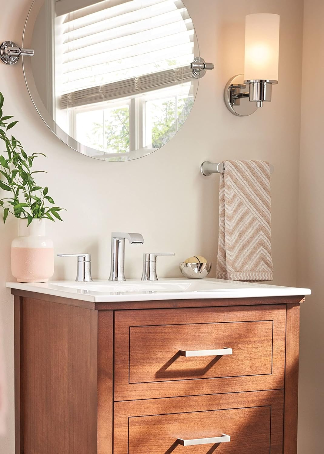 Moen Genta Chrome Modern Double Post Bathroom Hand Towel Bar, BH3886CH