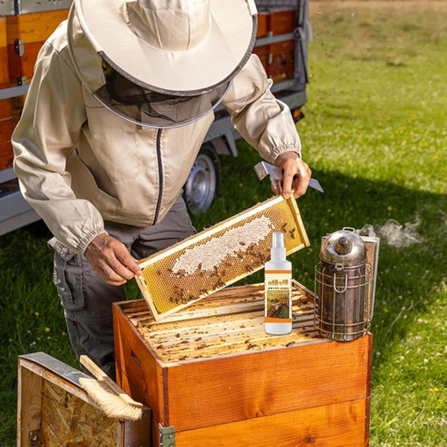 Bee Spray Attract - Garden Bee Lure, Pollination Spray Formula | 1.57X1.57X5.91 Inches Natural Bee Drawing Solution, Extended Attraction Duration, Beekeeping Tool with Hive Setup image number 5