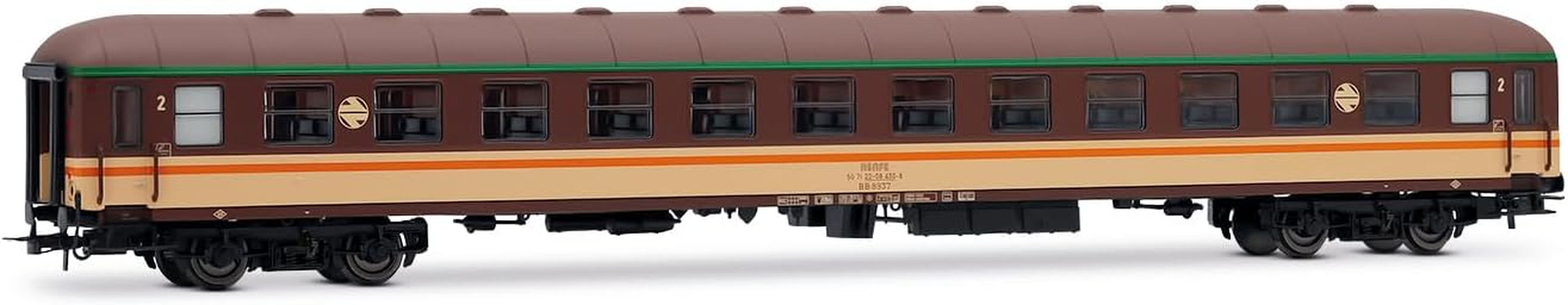 Electrotren HE4033 RENFE 2Nd Class BB-8800 Wide-Window Estrella Paint EP IV Passenger Car