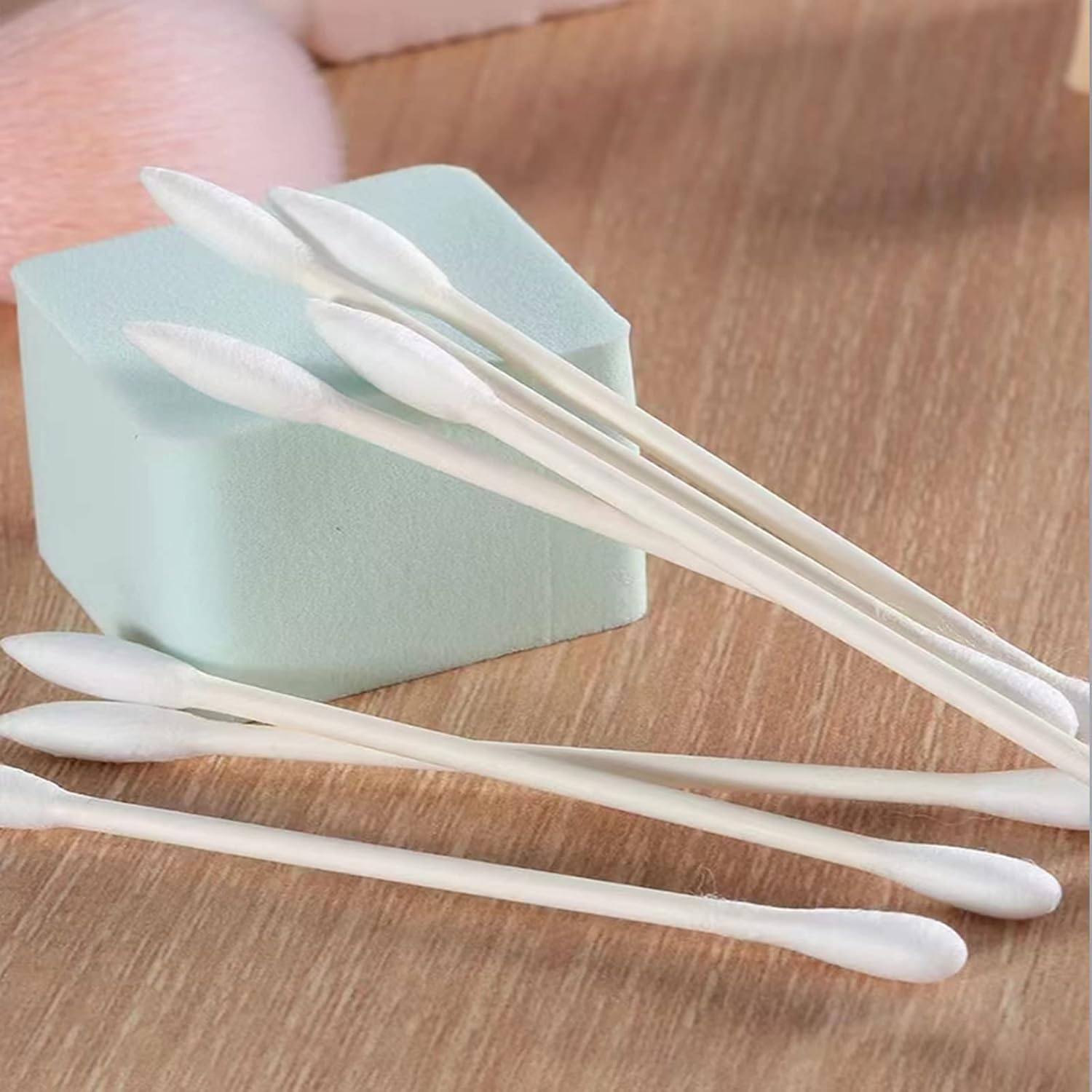 Cotton Swab Individually Wrapped, 200 Count Natural Cotton Buds, Double Tipped Cotton Tips for Ear, Beauty Care, Cleaning (White, round & Pointed Shape Cotton Heads) image number 4