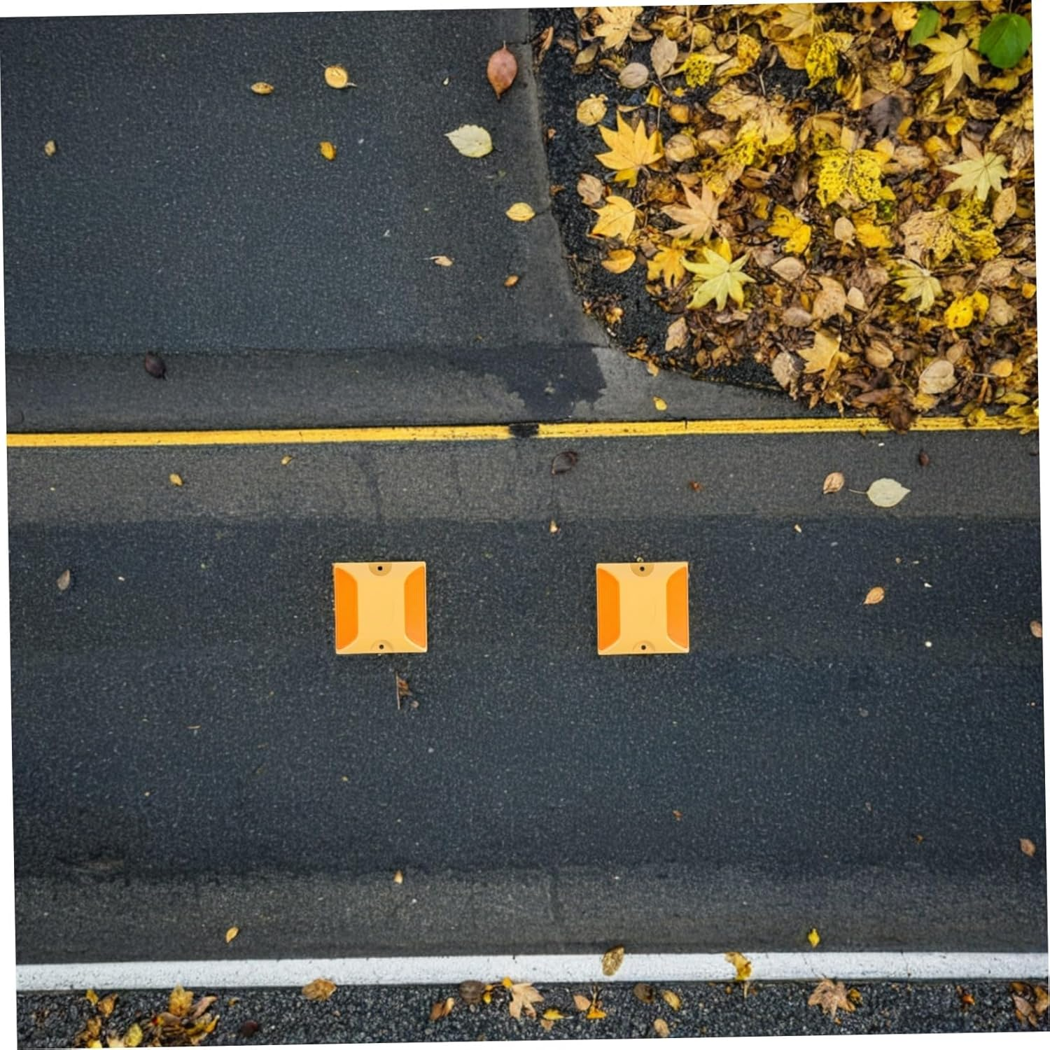 12Pcs Reflective Lane Markers for Driveways and Streets Studs with High Visibility for Night Safety Weather-Resistant Plastic Road Reflectors for Parking Areas and Pedestrian Zones image number 5