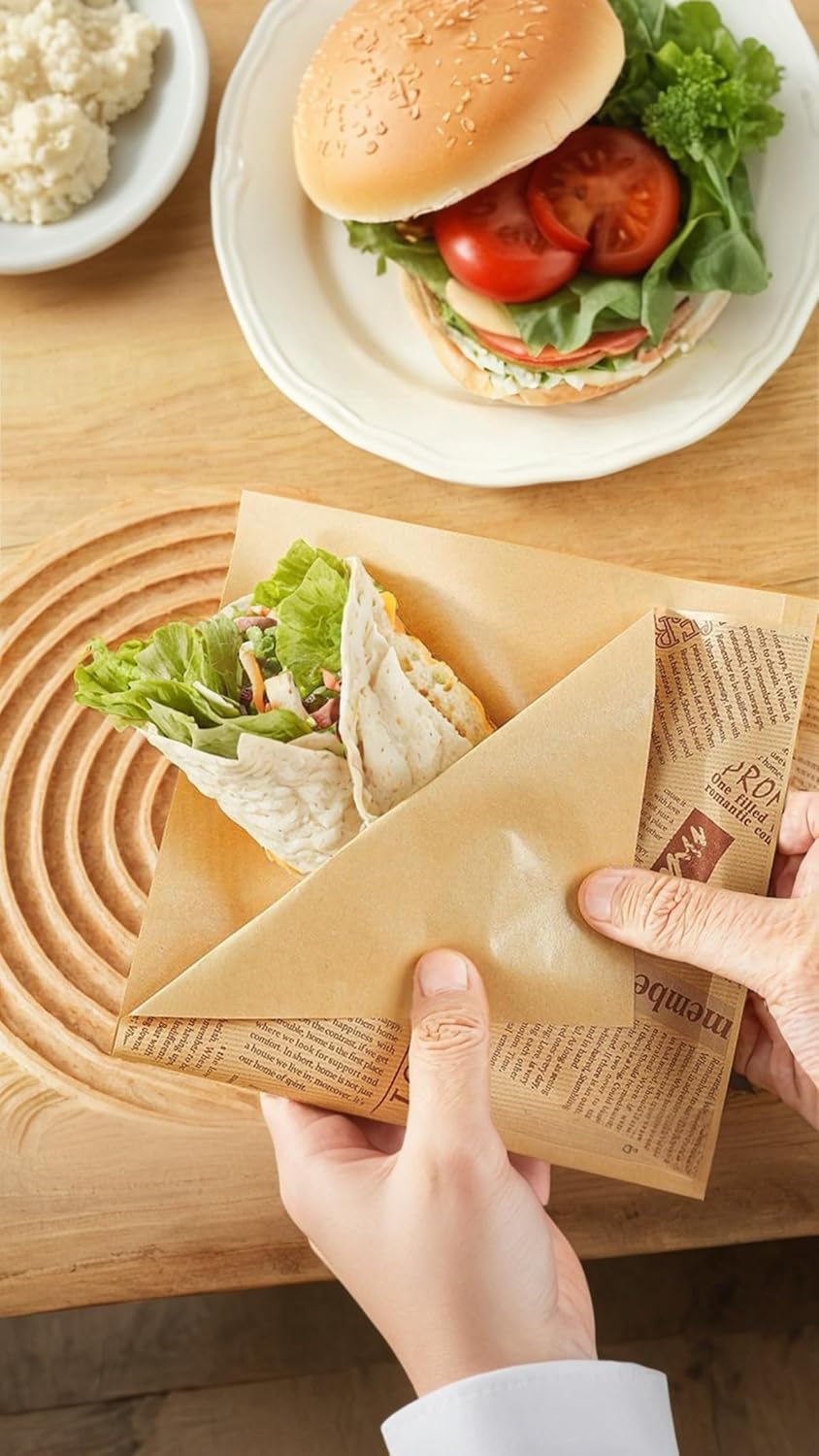 Triangle Paper Bags, 100 Count, 18X18Cm, Non-Stick & Greaseproof, for Burgers, Sandwiches, and Snacks, No-Fold Design for Quick Serving image number 5