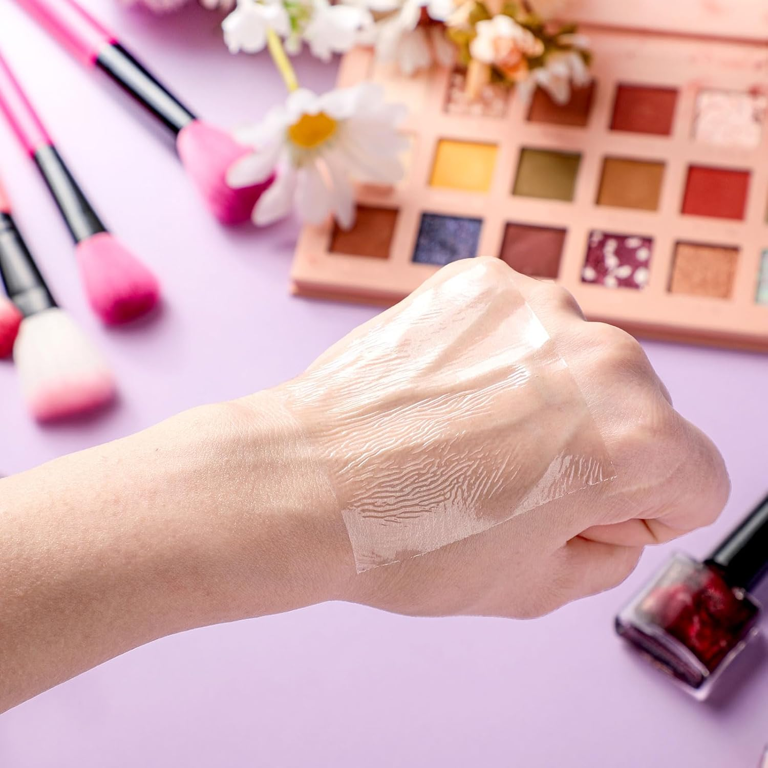 200 Pieces Makeup Hand Palette Single Use Waterproof Makeup Mixing Palette Disposable Foundation Mixing Tray Adhesive Artist Cosmetic Tape for Women(2.36 X 2.36 Inch) image number 6