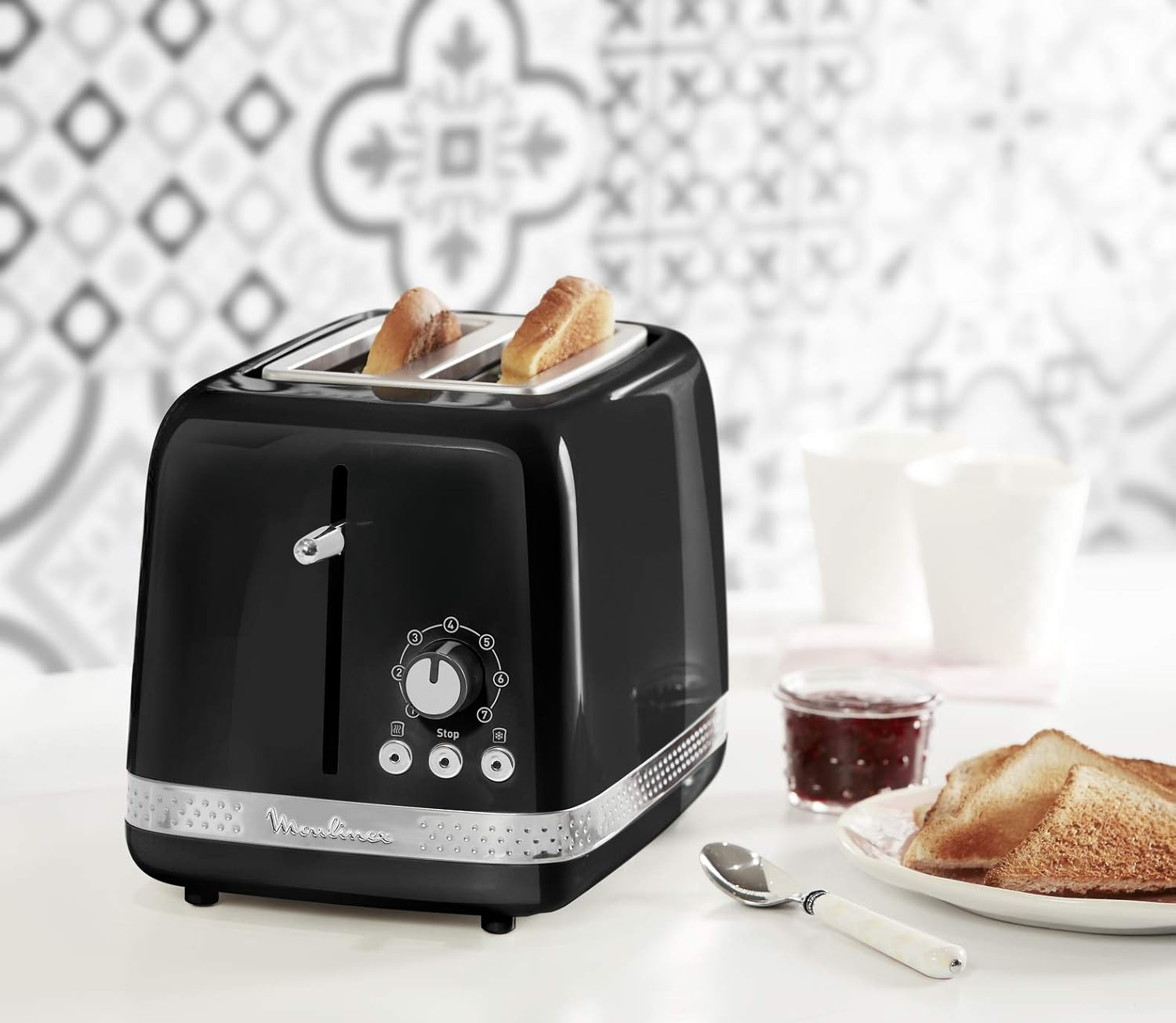 Moulinex Toaster with 2 Wide Slots, Retro Vintage Design, 7 Levels of Gilding, Bakery Warmer, Raised Lever, 3 Functions with Backlit Buttons, Soleil LT301810 image number 5