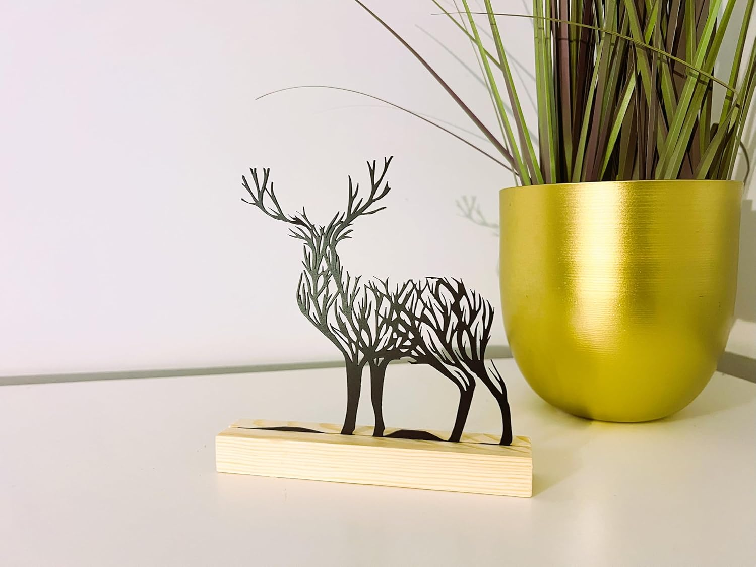 Chic Iron Deer Ornament with Wooden Base, Iron Culpture, Decorative Statue, Metal Deer Ornament, Rustic Decor, Art Deco, Bookshelf Decor, Office Decoration, Gift image number 2