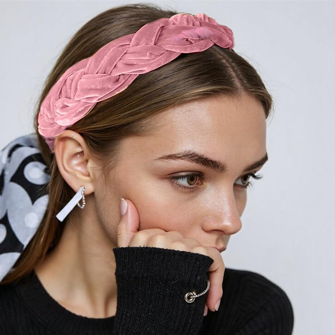 YUZNA Women'S Dirndl Velvet Braided Headband Pink Costume Headband Wide Oktoberfest Hair Accessories image number 4